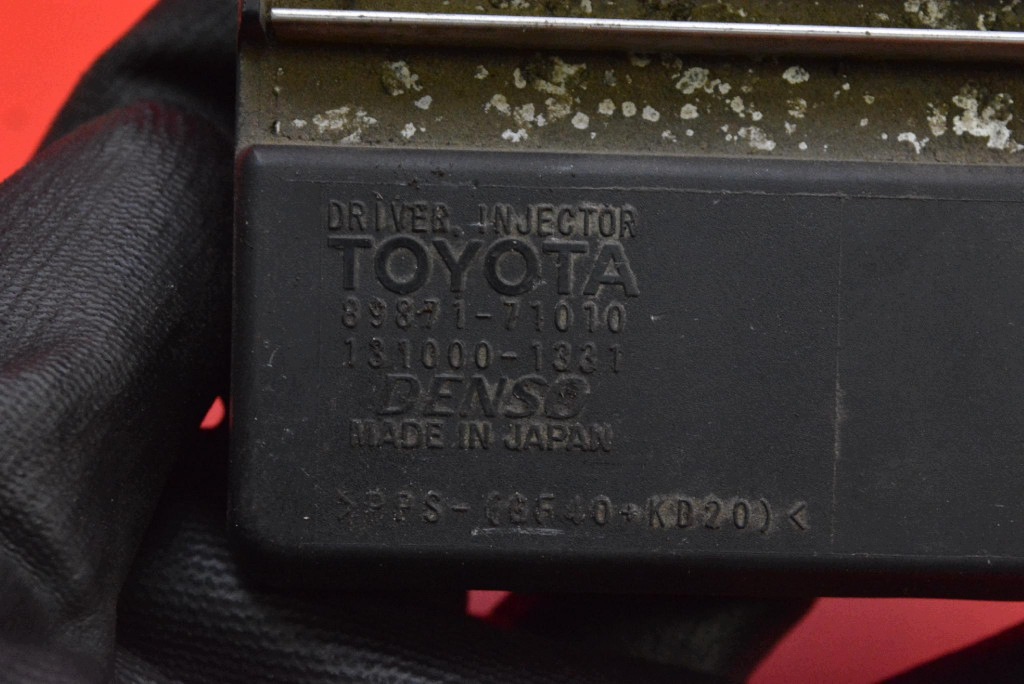 unité de commande électronique uce module injecteurs 89871-71010 TOYOTA AVENSIS II T25 2.0 D-4D 06