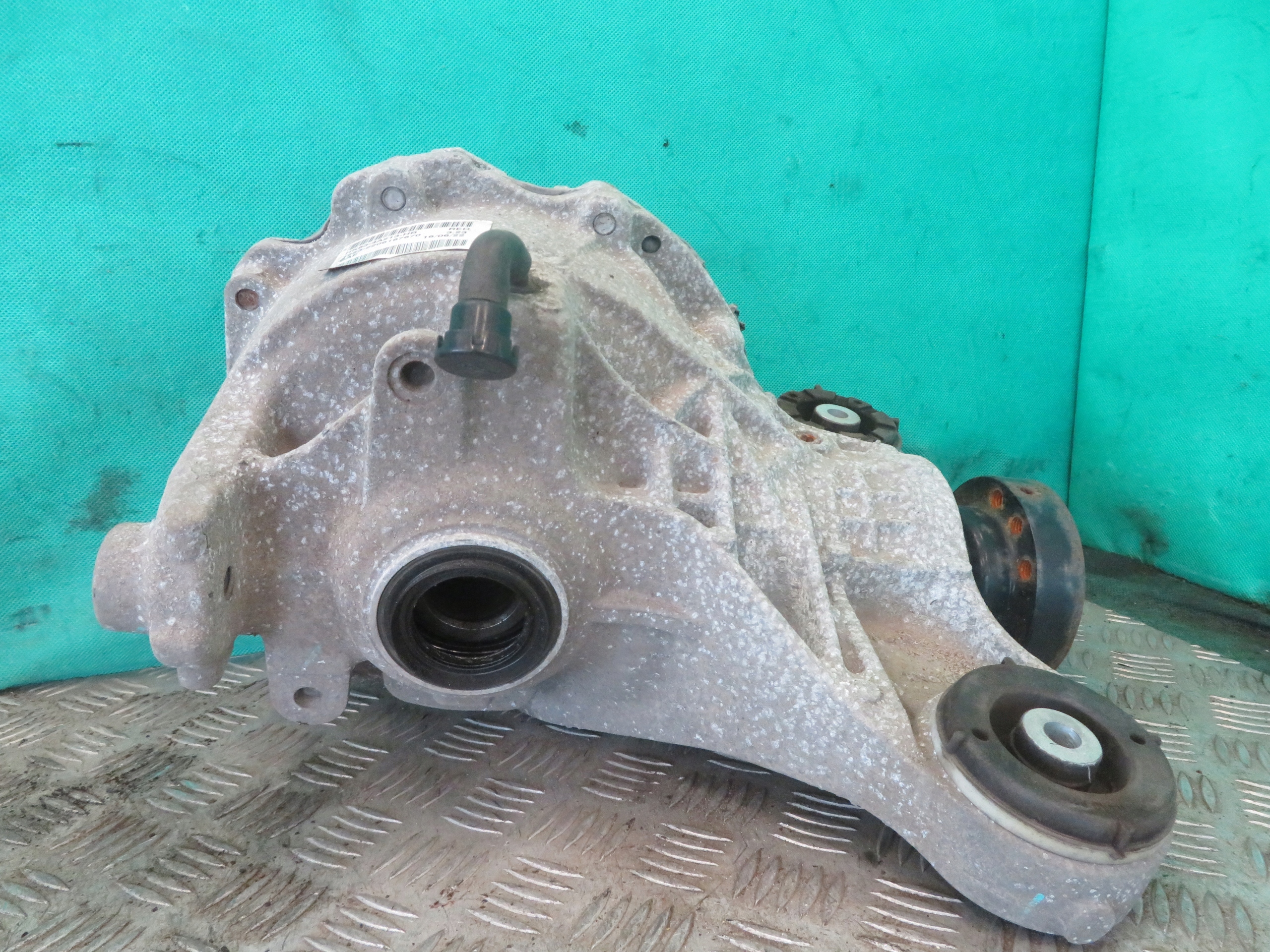 differential rear diff differential RANGE ROVER LAND ROVER VELAR L560 3.0D 22R