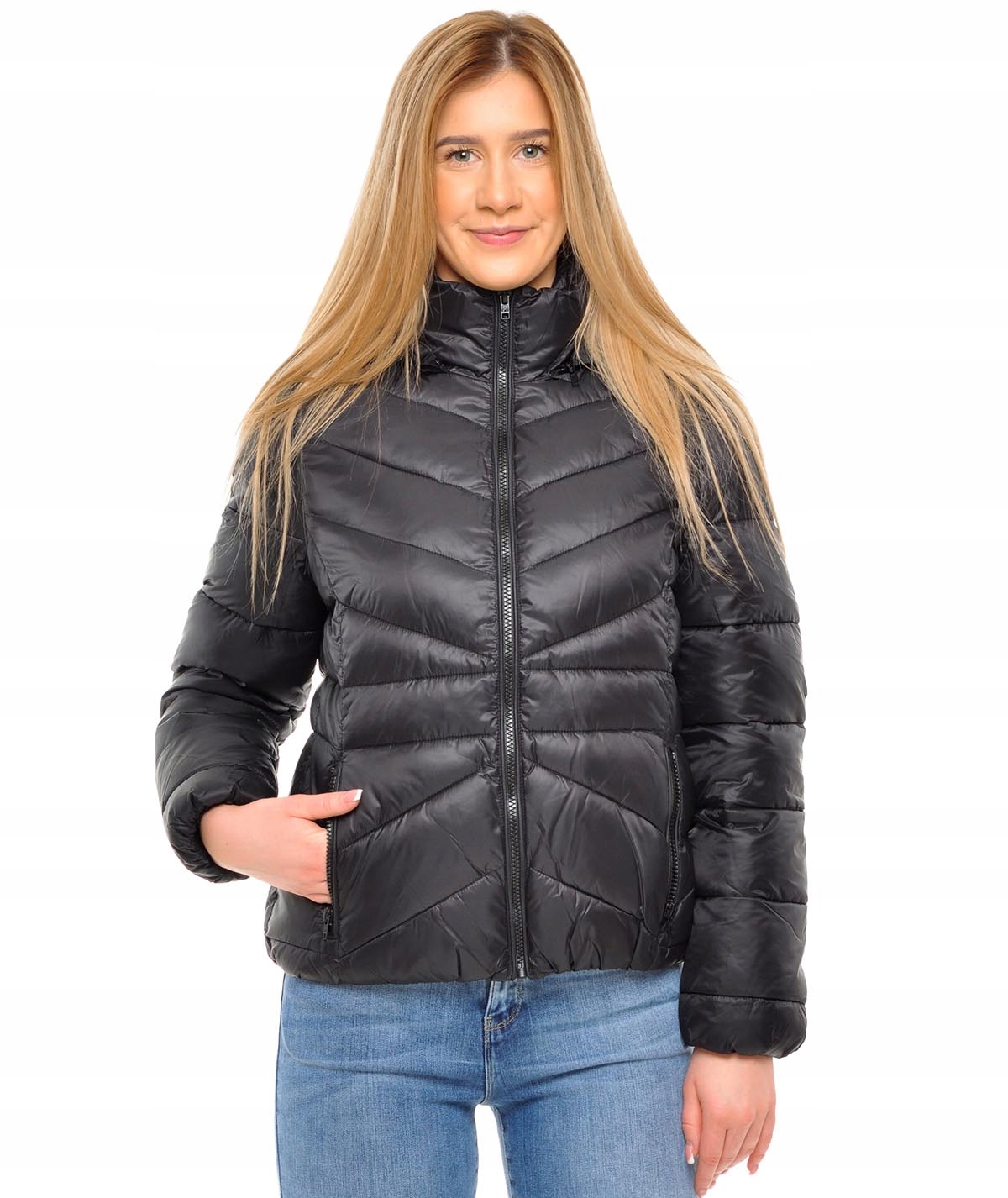Wrangler bunda černá Short Puff_ L