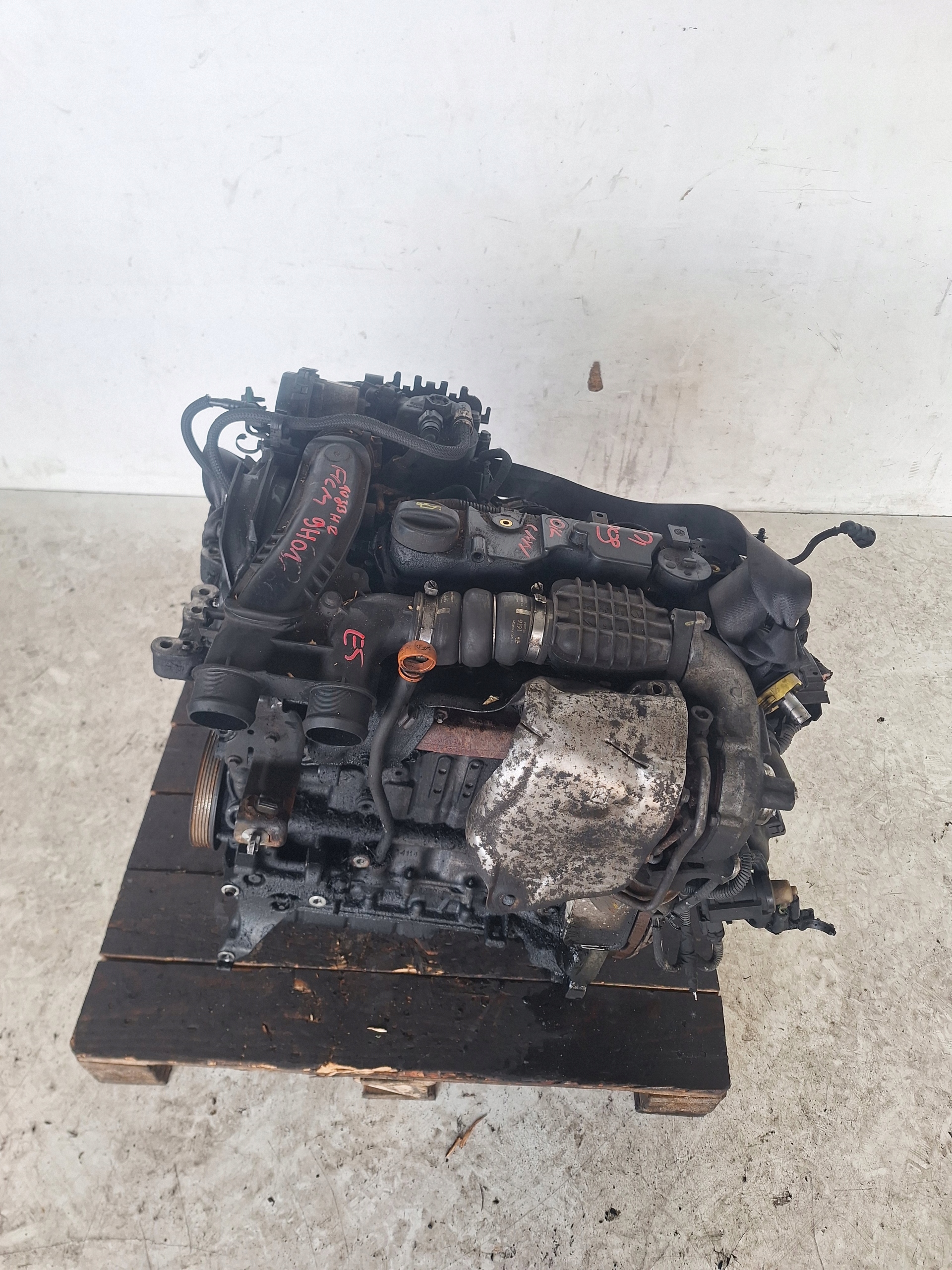 PEUGEOT 2008 and 12-16 engine 1.6 8V HDI 9H01 10JBHR