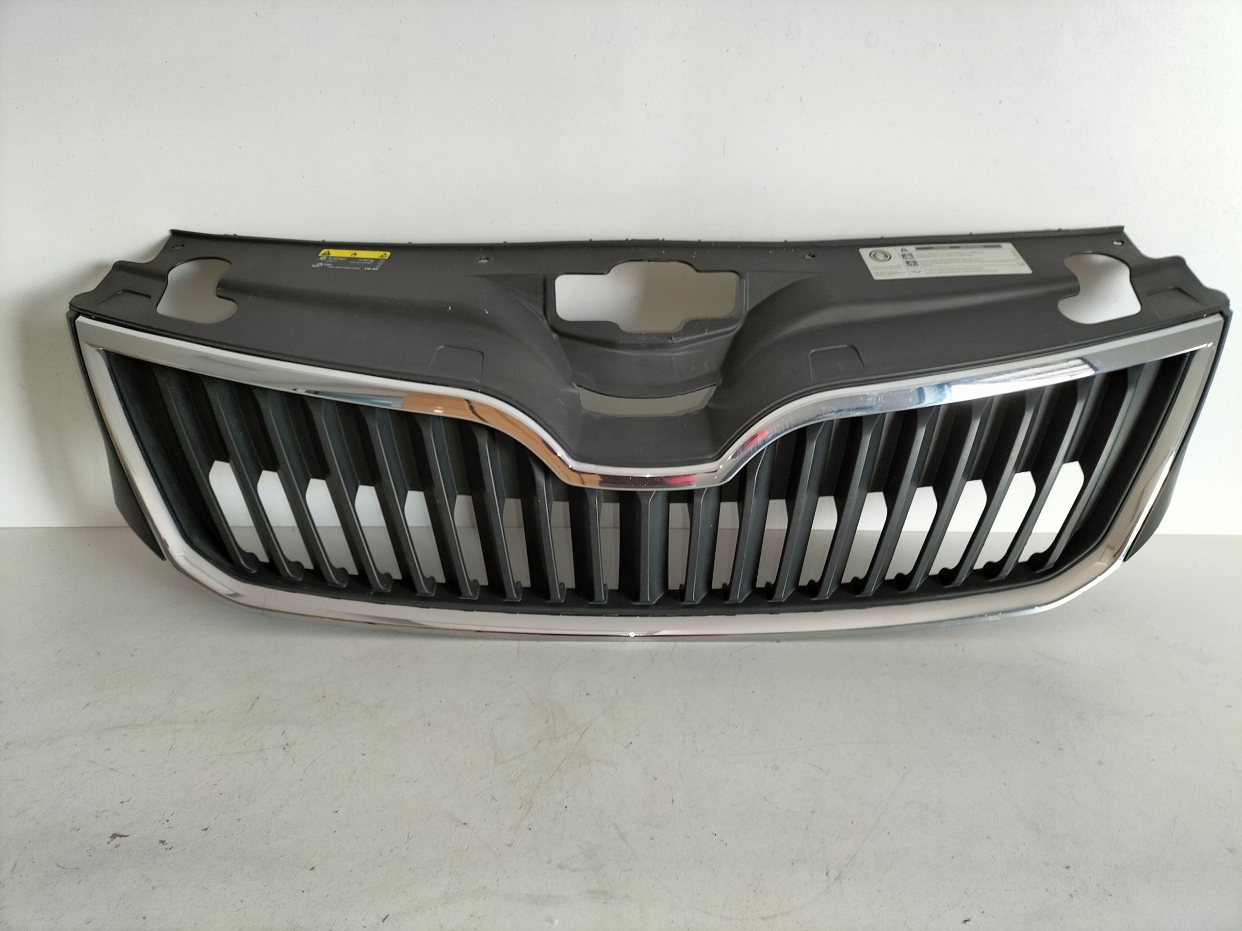 grille grid grill SKODA RAPID 12