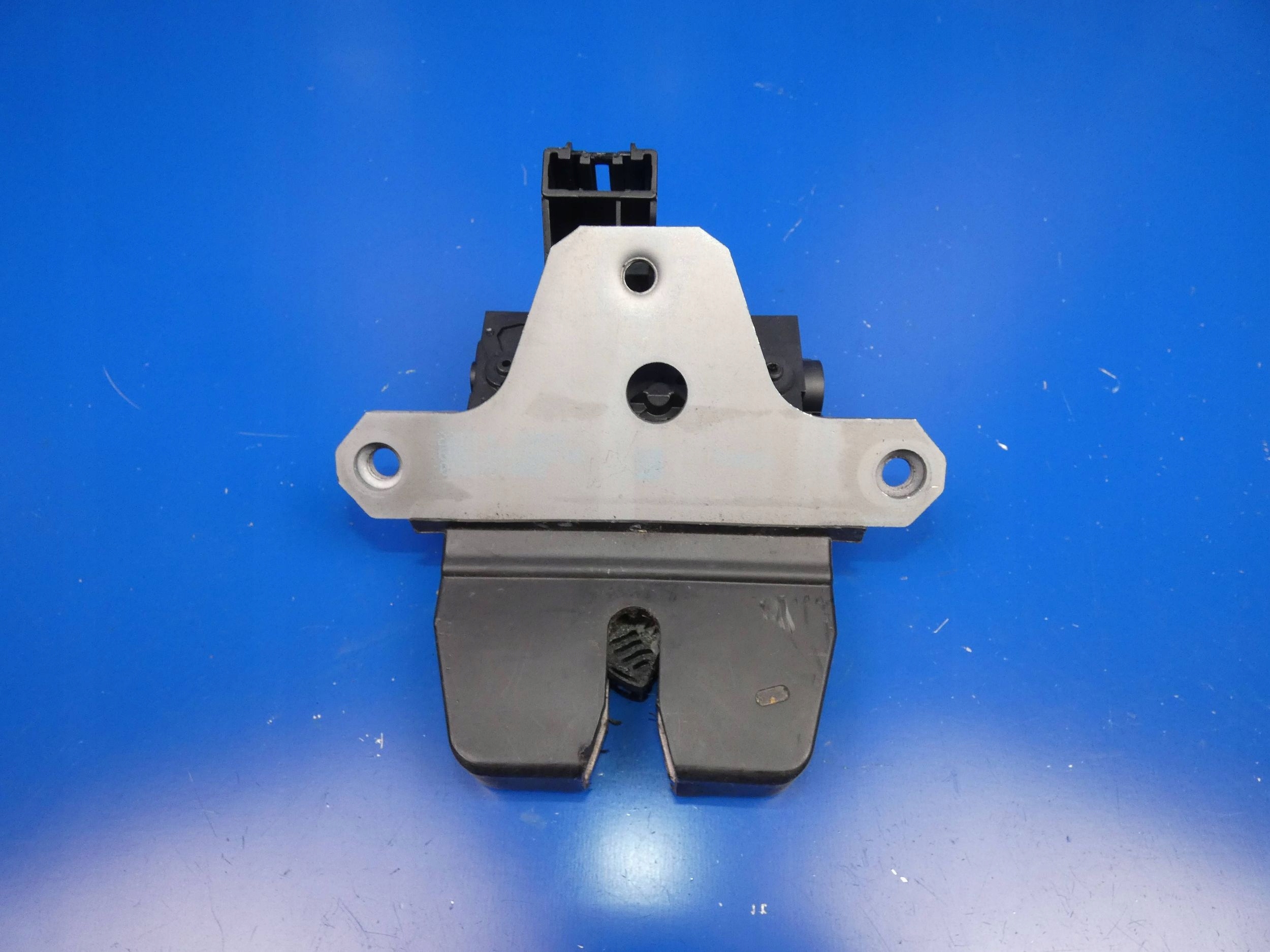 RANGE ROVER EVOQUE and L538 lock bonnet boot rear part rear