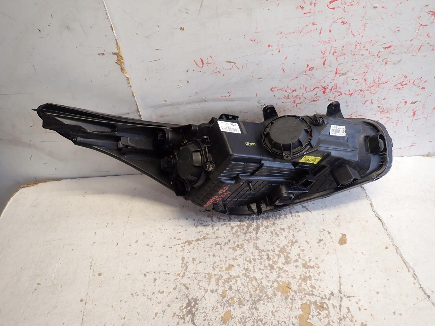 light front front left KIA CEED II 2012-2018 92101-A2220