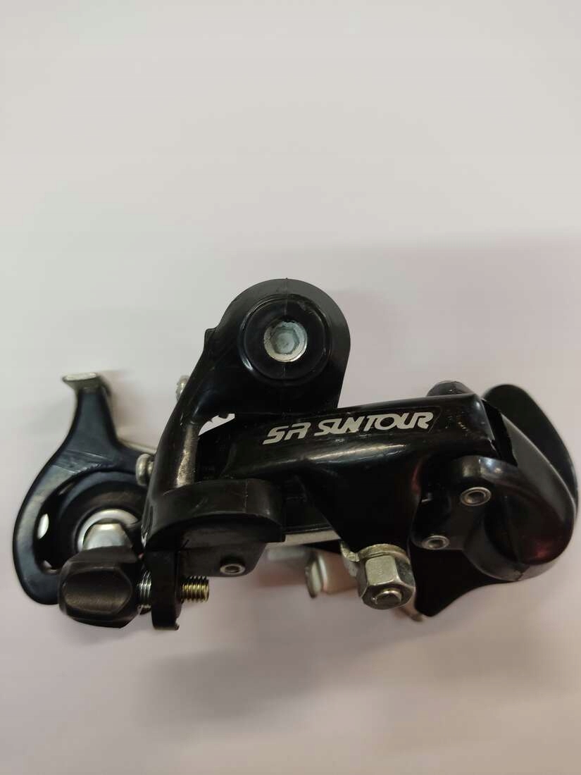 

Przerzutka Tył Suntour XR180 6/7rz Na Śrubę