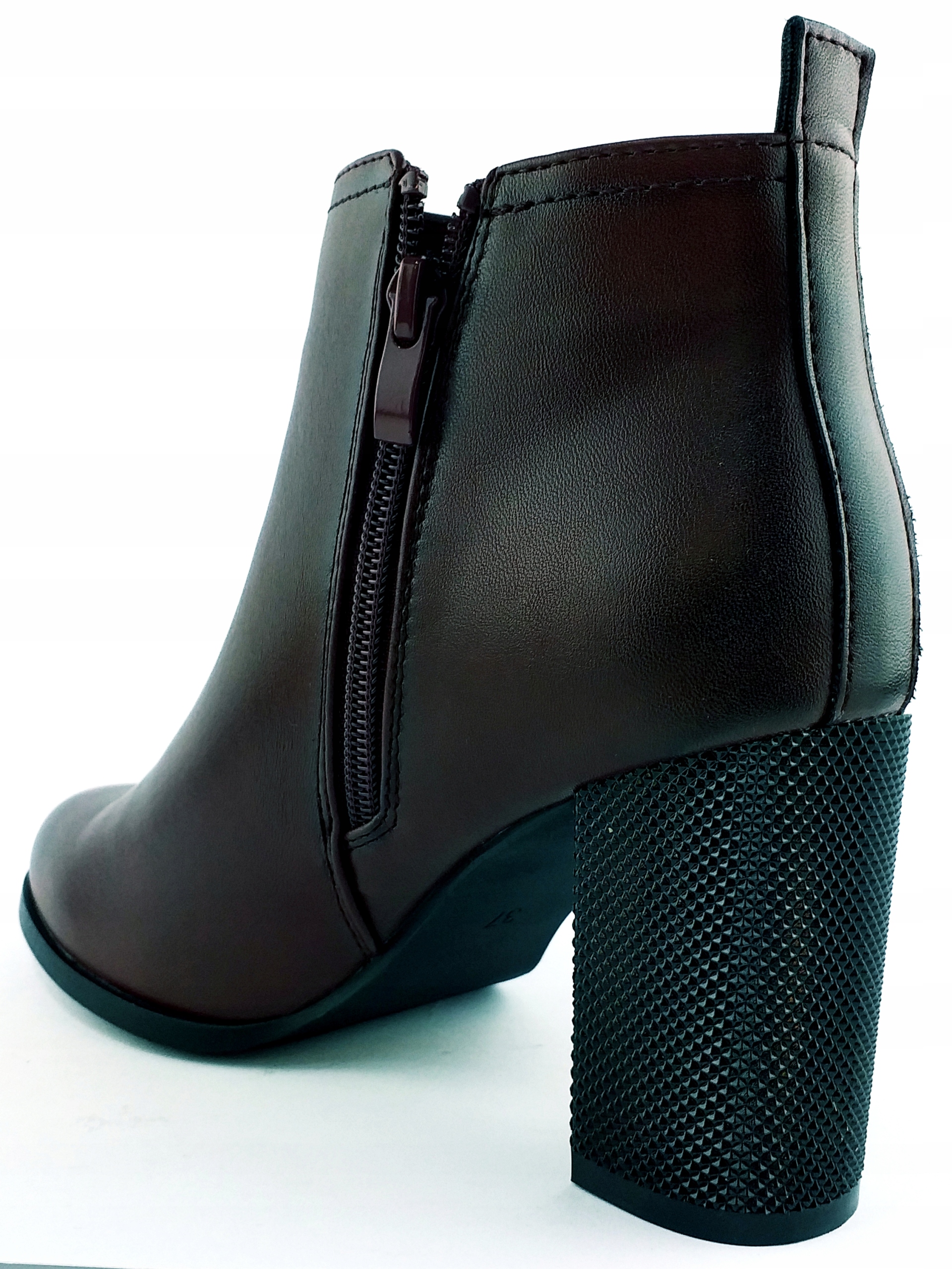 Botki damskie na obcasie bordowe BT 514 OCIEPLANE SERGIO LEONE zimowe 40 Kolor czerwony