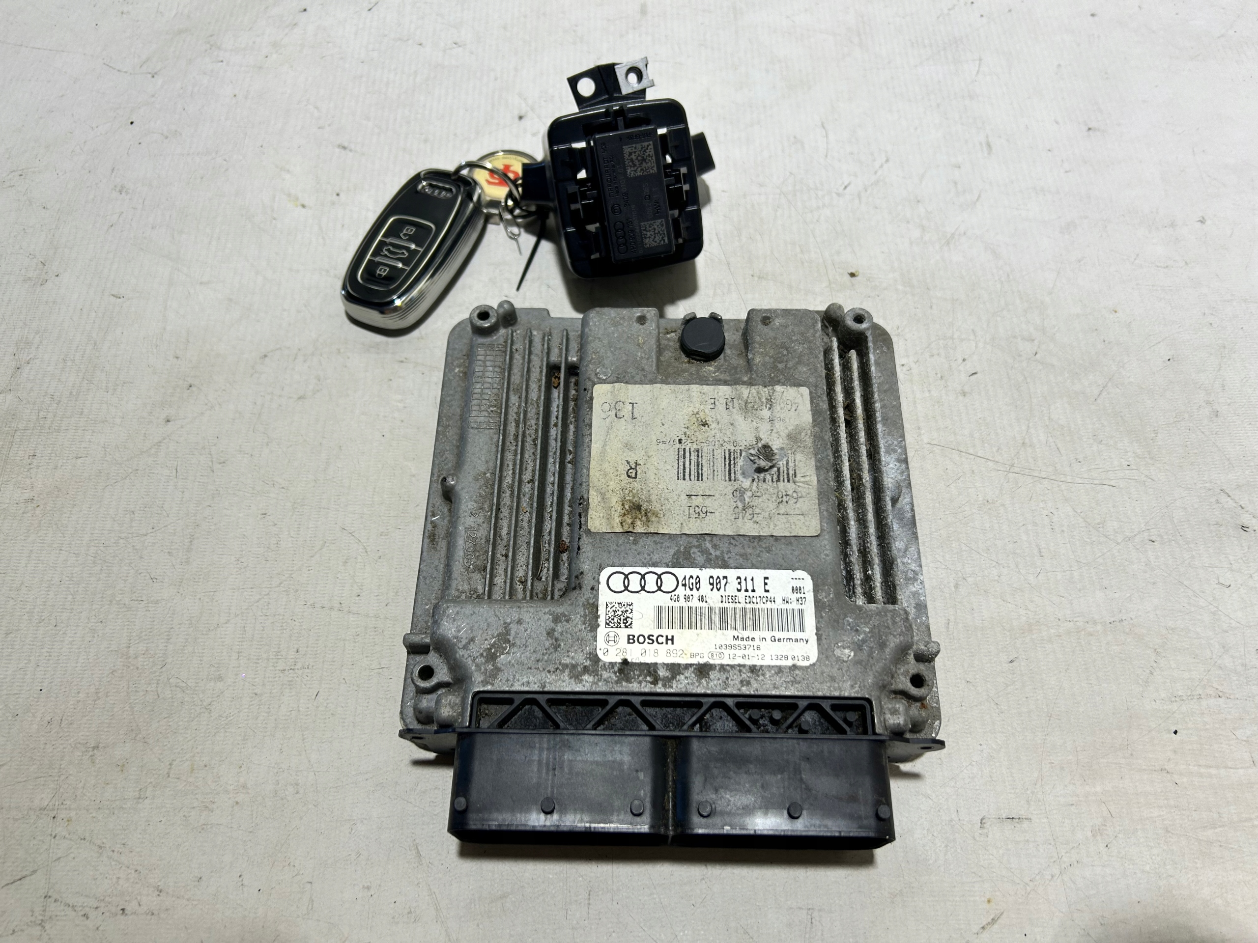 running board STARTOWY computer of the engine ignition key AUDI A7 4G 3.0 TDI