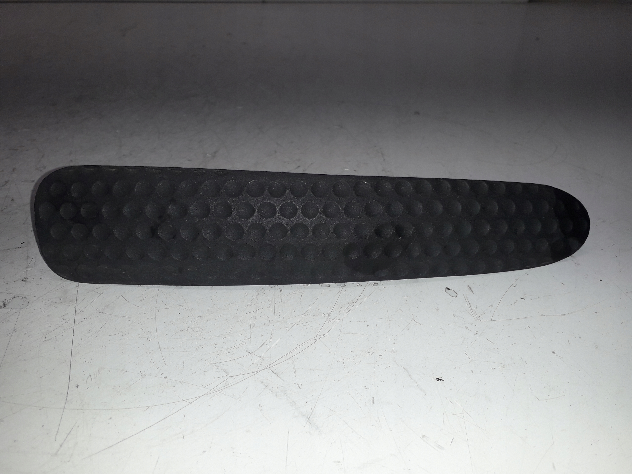 MITSUBISHI ECLIPSE 3G 99-05 LISTWA ZDERZAKA PRAWA PRZÓD - MR384328RH