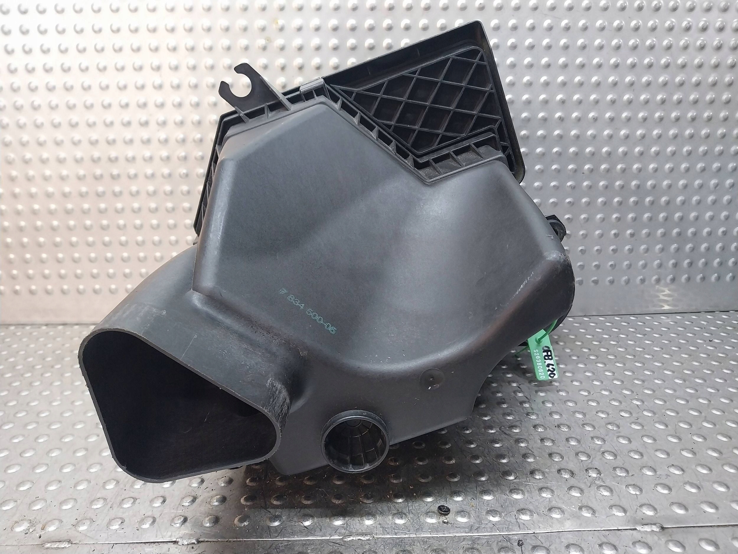 Gehäuse filter luft links 7834500 BMW M5 M6 E60 E61 E63 E64