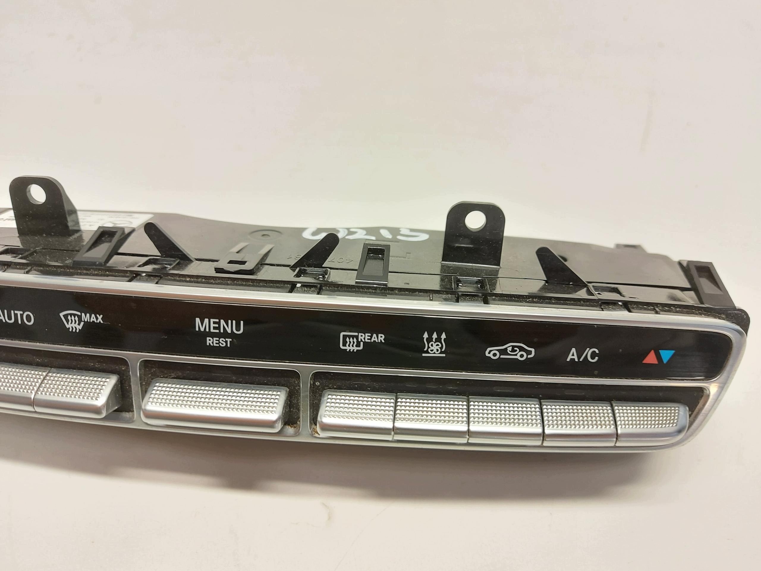 MERCEDES W213 E300de Kombi commande de climatisation A2139059907