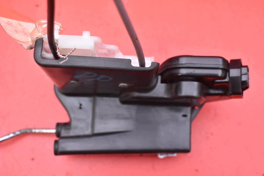 lock door right front front EU KIA SPORTAGE 2 II LIFT 04-10