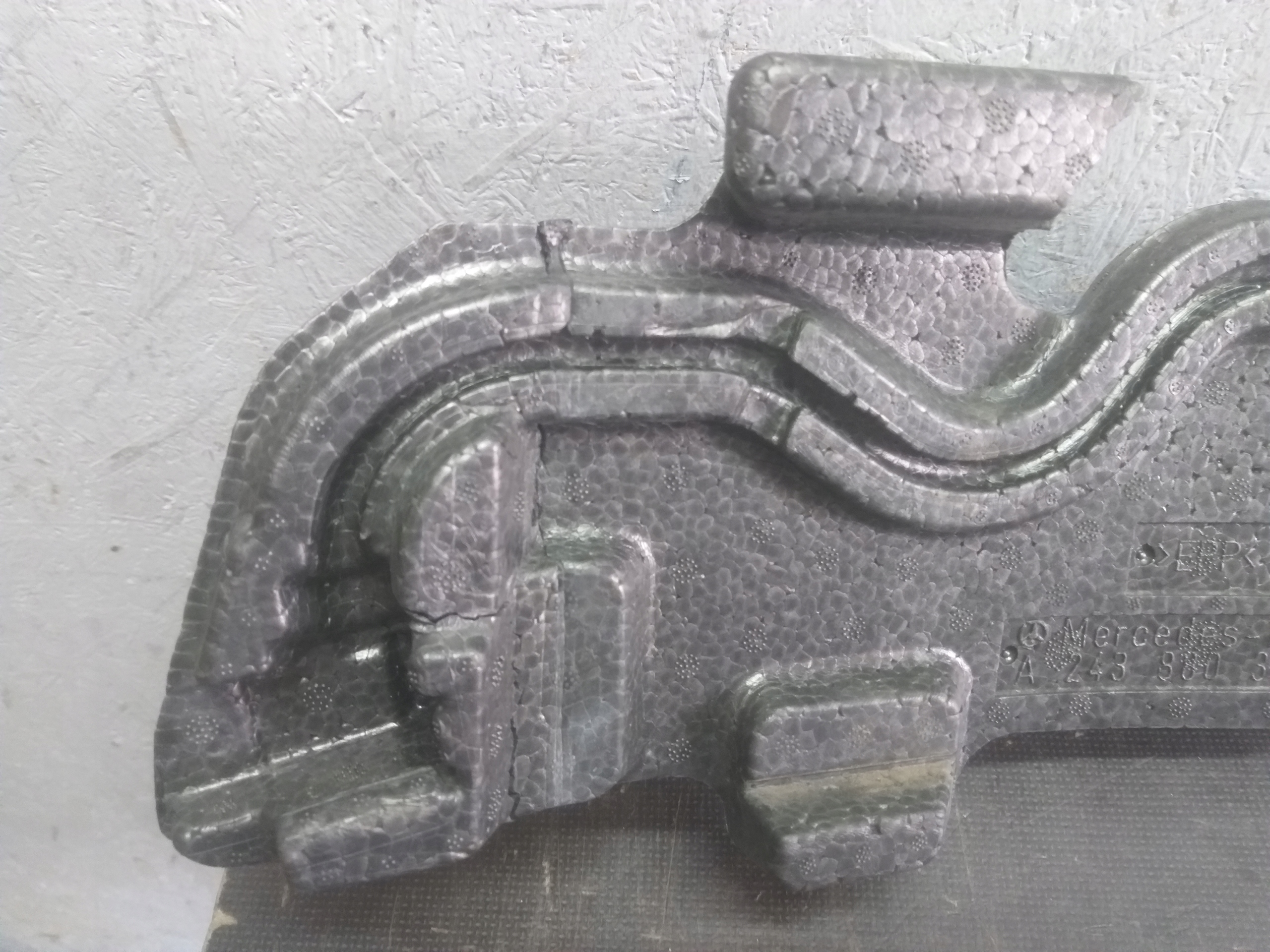 ABSORBER nárazníku předek MERCEDES EQA EQB W243 AMG A2438803401