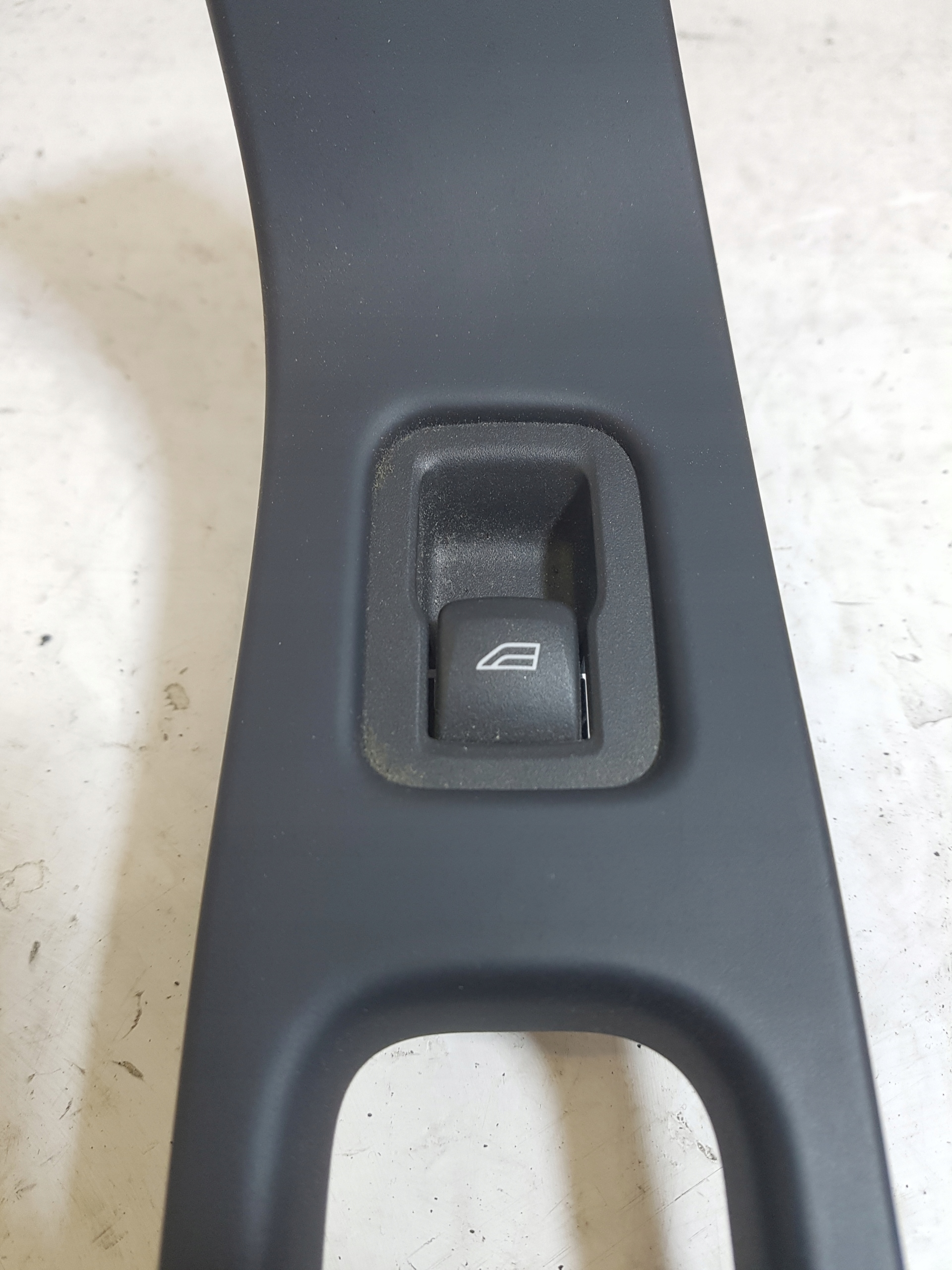 button switch windows VOLVO S60 3986809