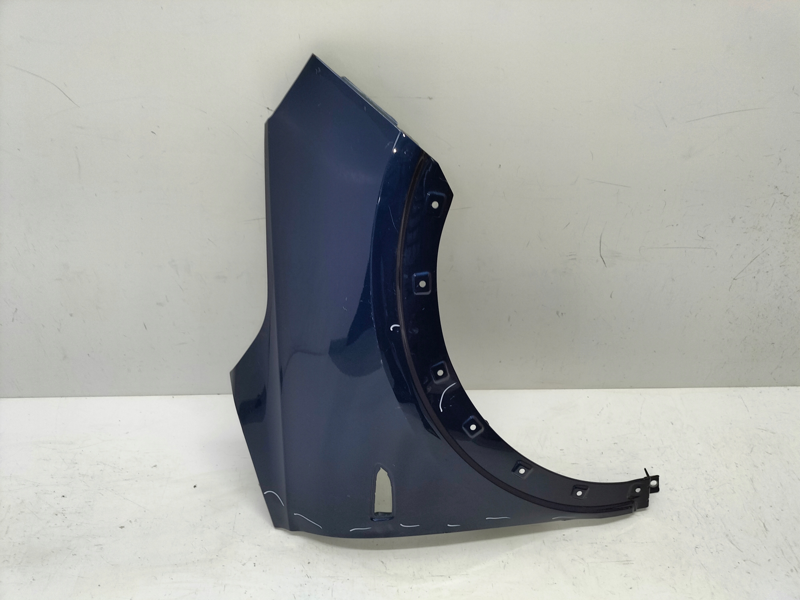 fender front front right OPEL CROSSLAND X 16