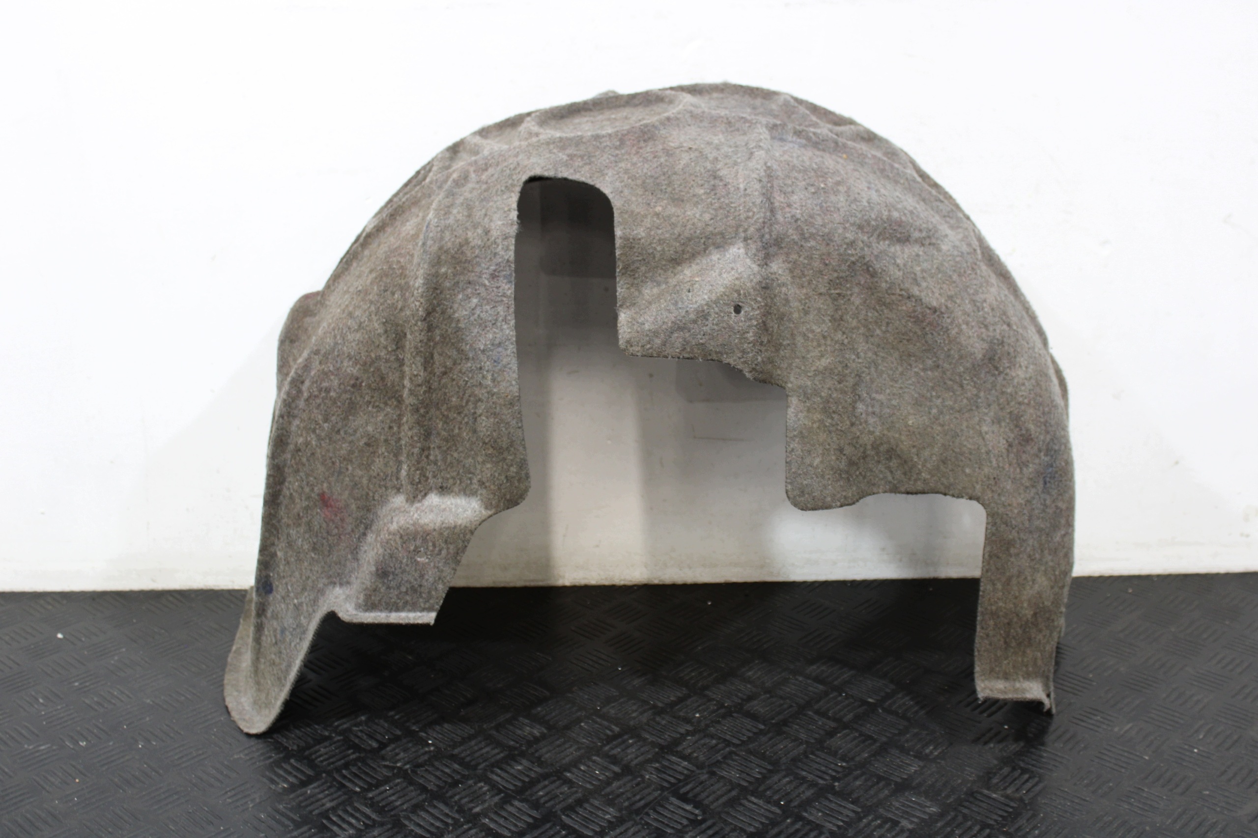 mudguard left rear part 8V0810171A AUDI A3 8V0 8V4 2013