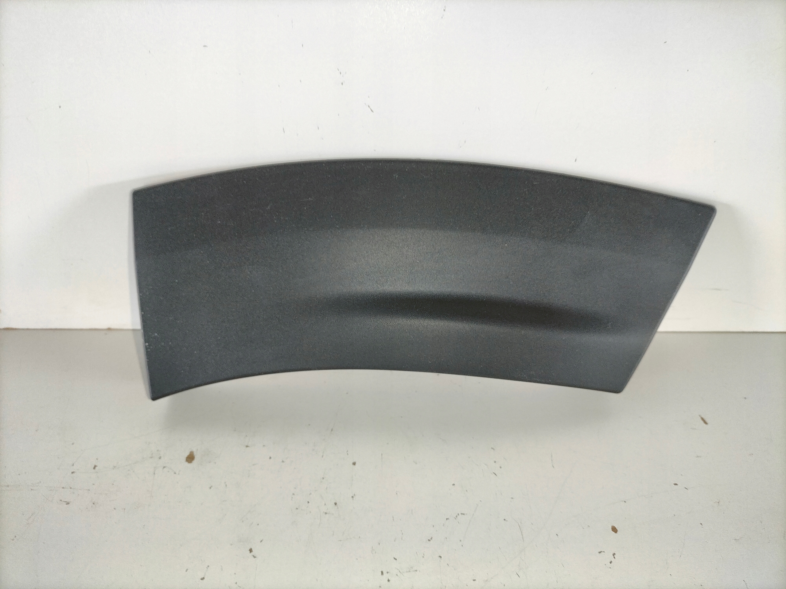 cap of a bumper rear part left DACIA DUSTER II 17