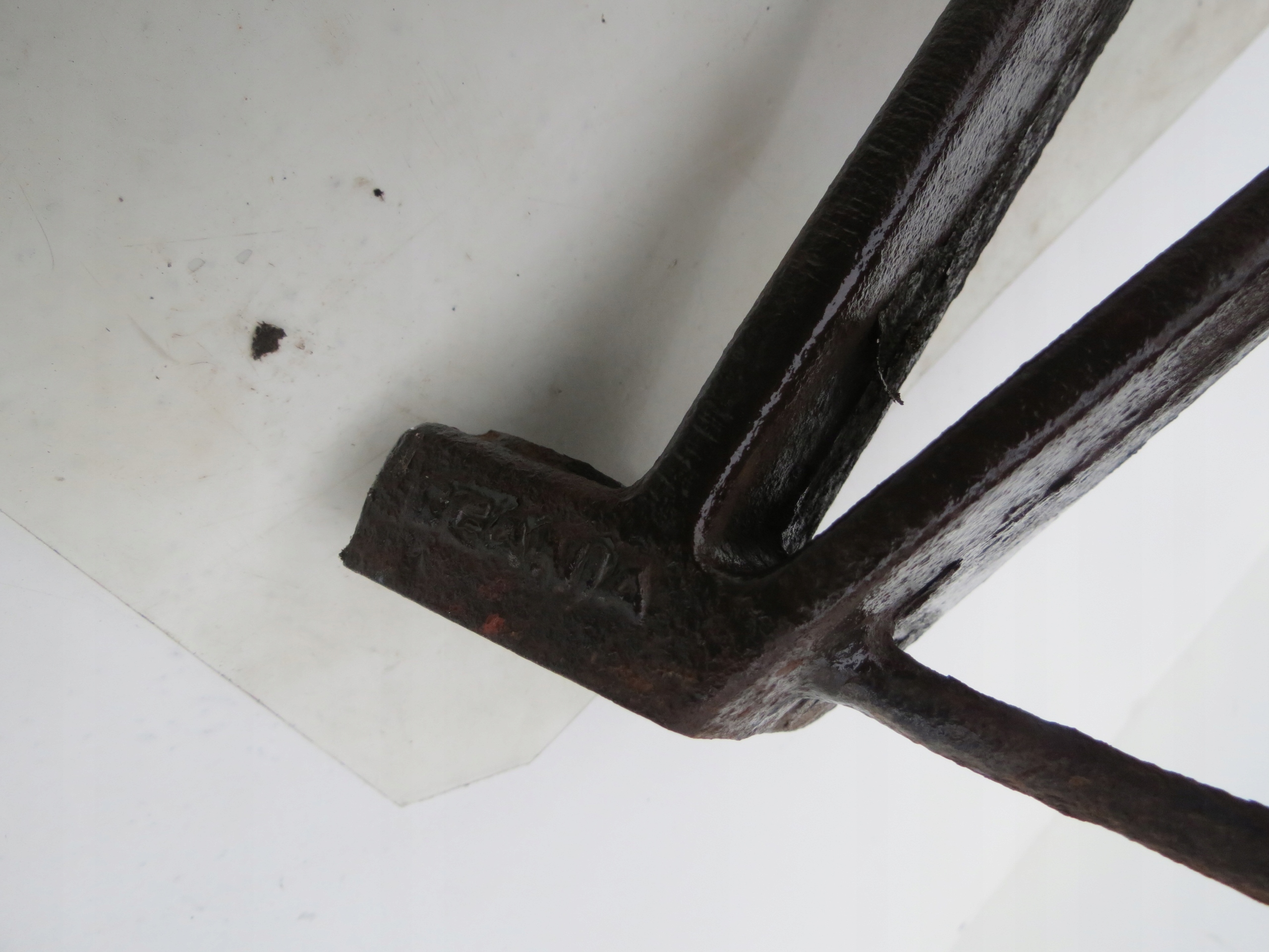 bracket holder console TLUMIKA SCANIA 124 420 R 1378482