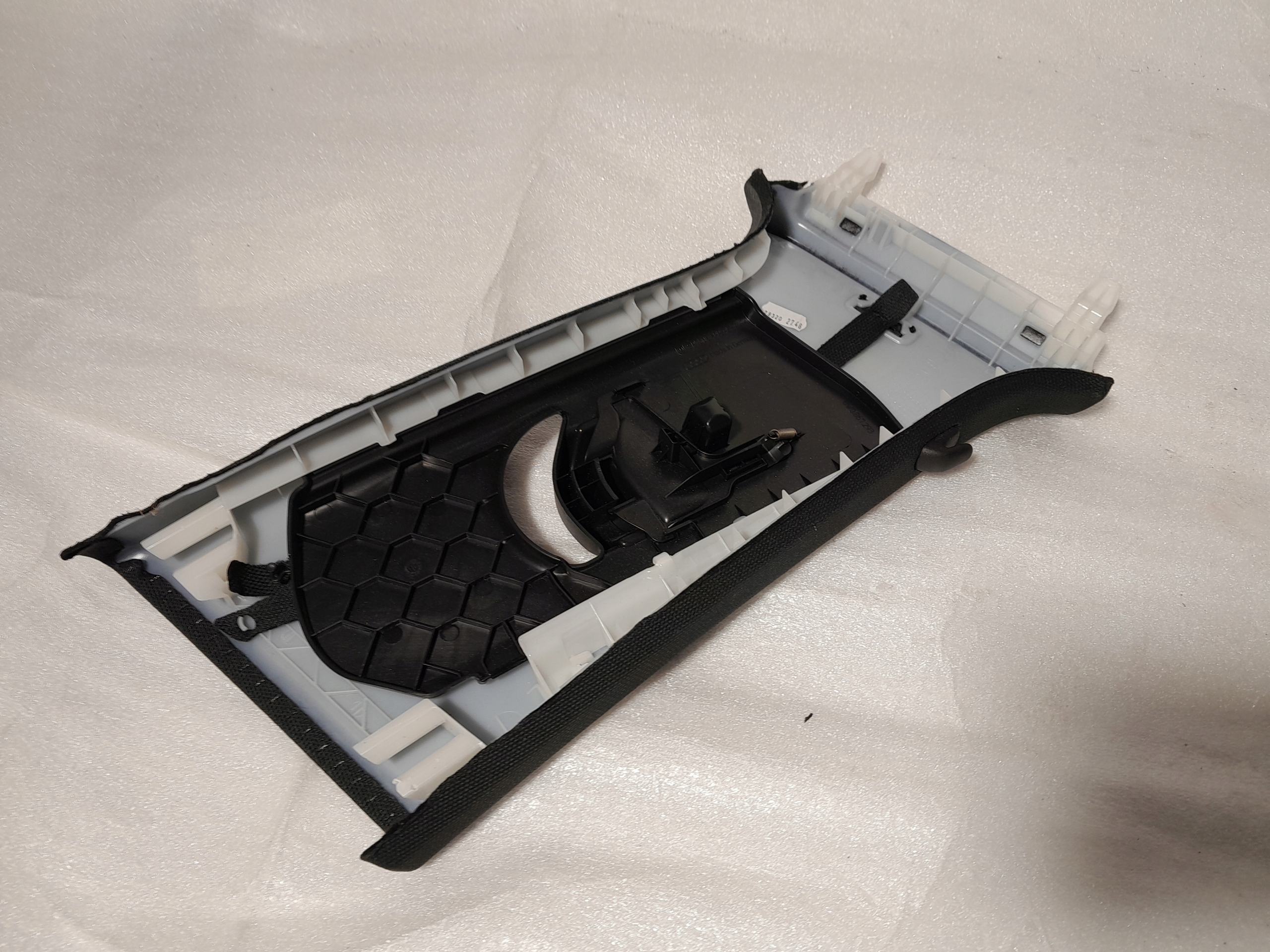 AUDI A4 B9 Blende Abdeckung Blende Abdeckung SLUPKA 8W0867243E