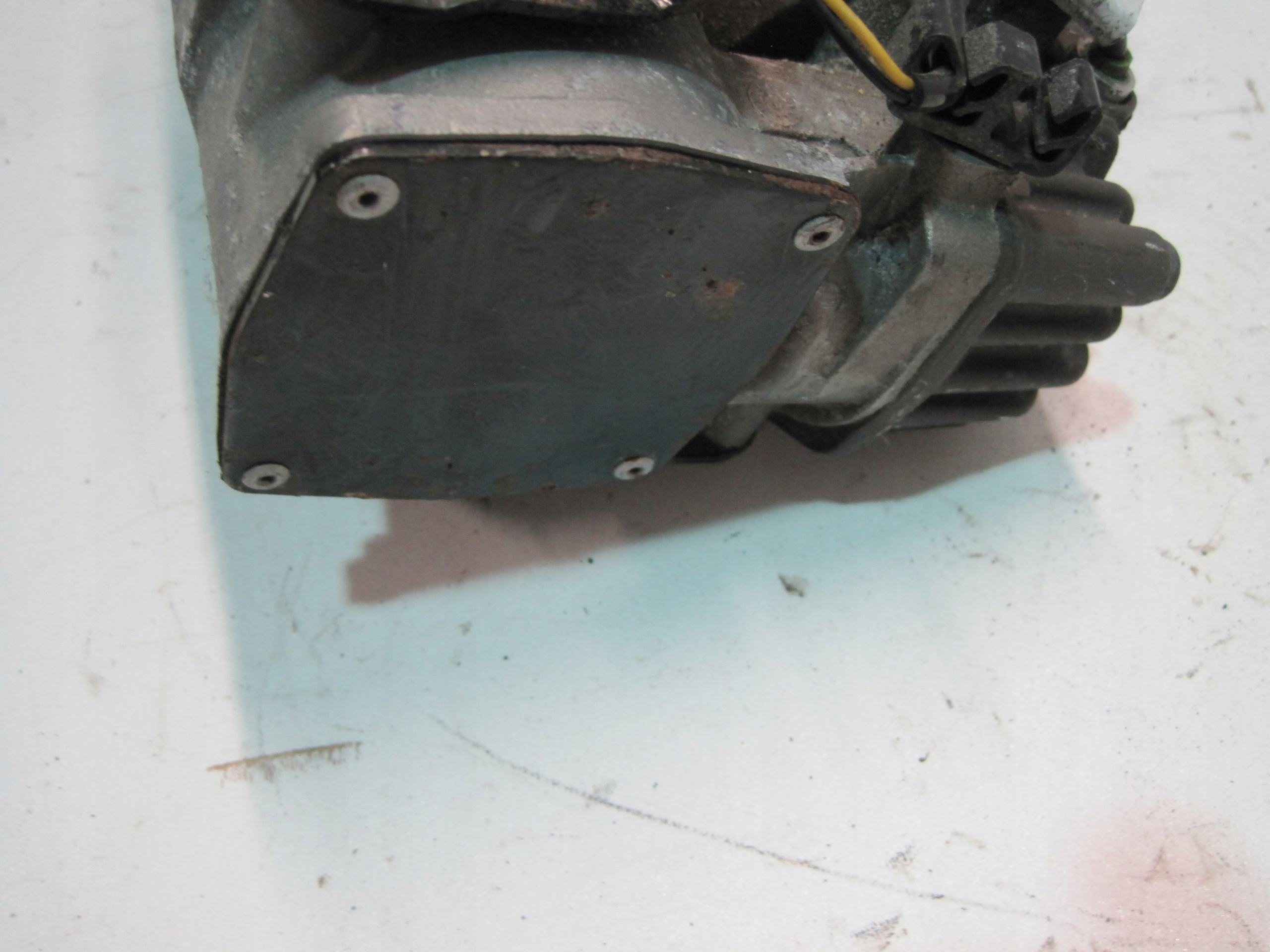 pump springing BMW 6861882