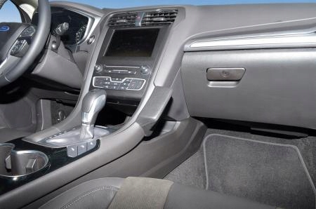 Konsola Kuda pod telefon do Ford Mondeo od 2014 v2