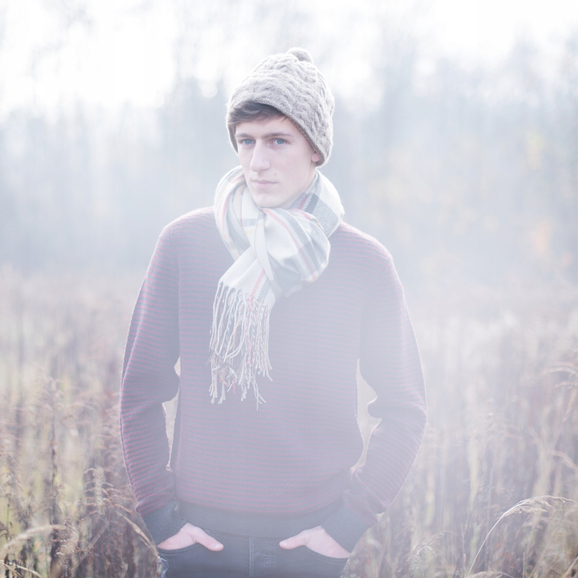 Szaleo POLSKA CZAPKA Mini mini POMPON cz18811-4 Marka Szaleo