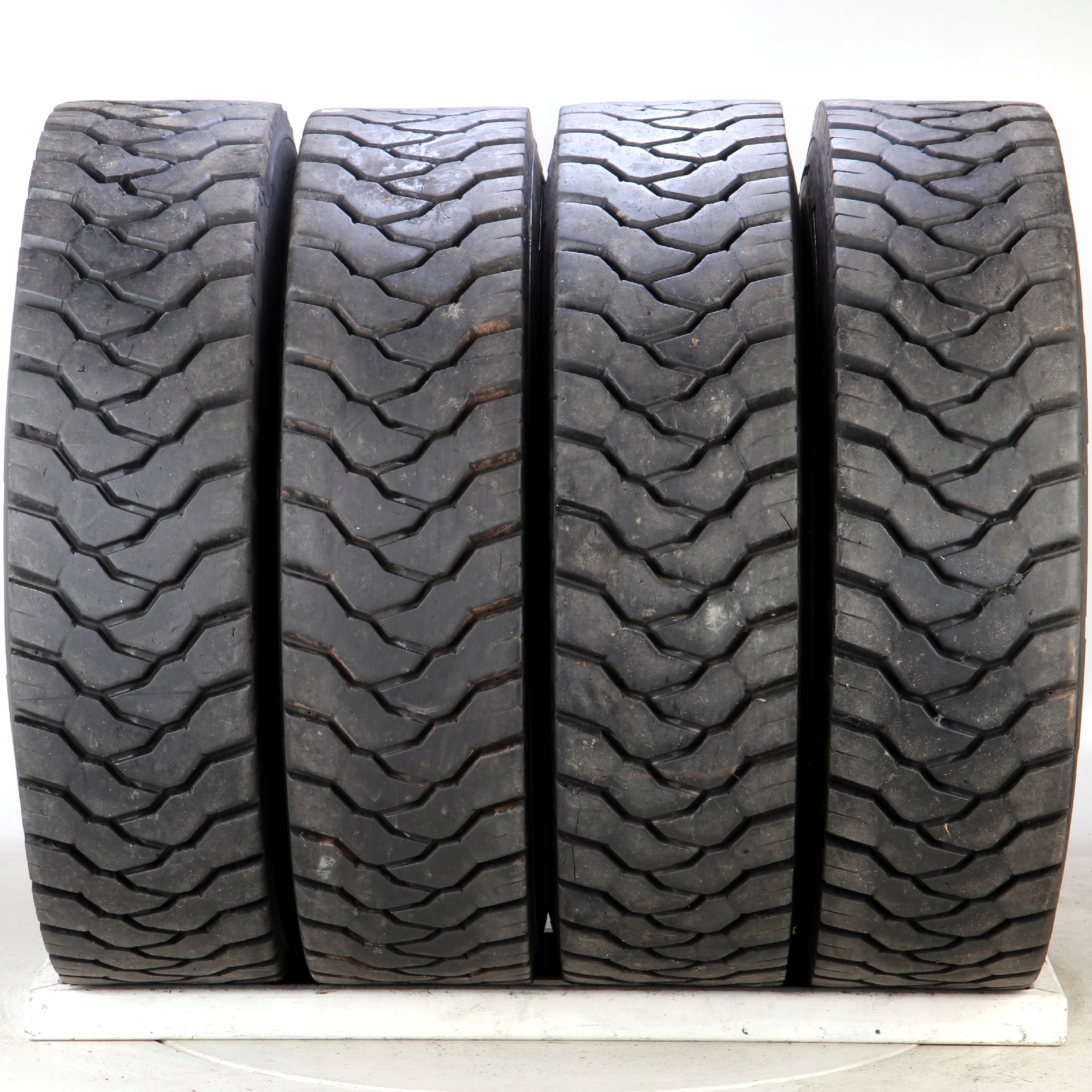 295/80R22,5 CONTINENTAL CONTI CROSSTRAC HD3 KOMPLET OPONY NAPĘDOWE (TK326A)