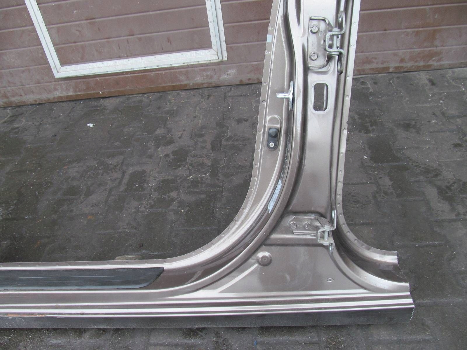 KIA CEED 2 II JD CEED 12- threshold pillar central left D5