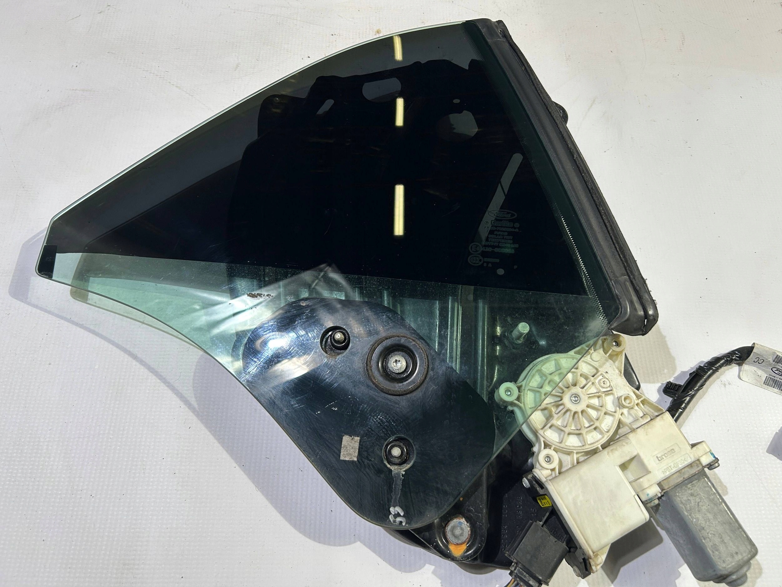 window rear part rear right window regulator Ford Mustang Cabrio 2015