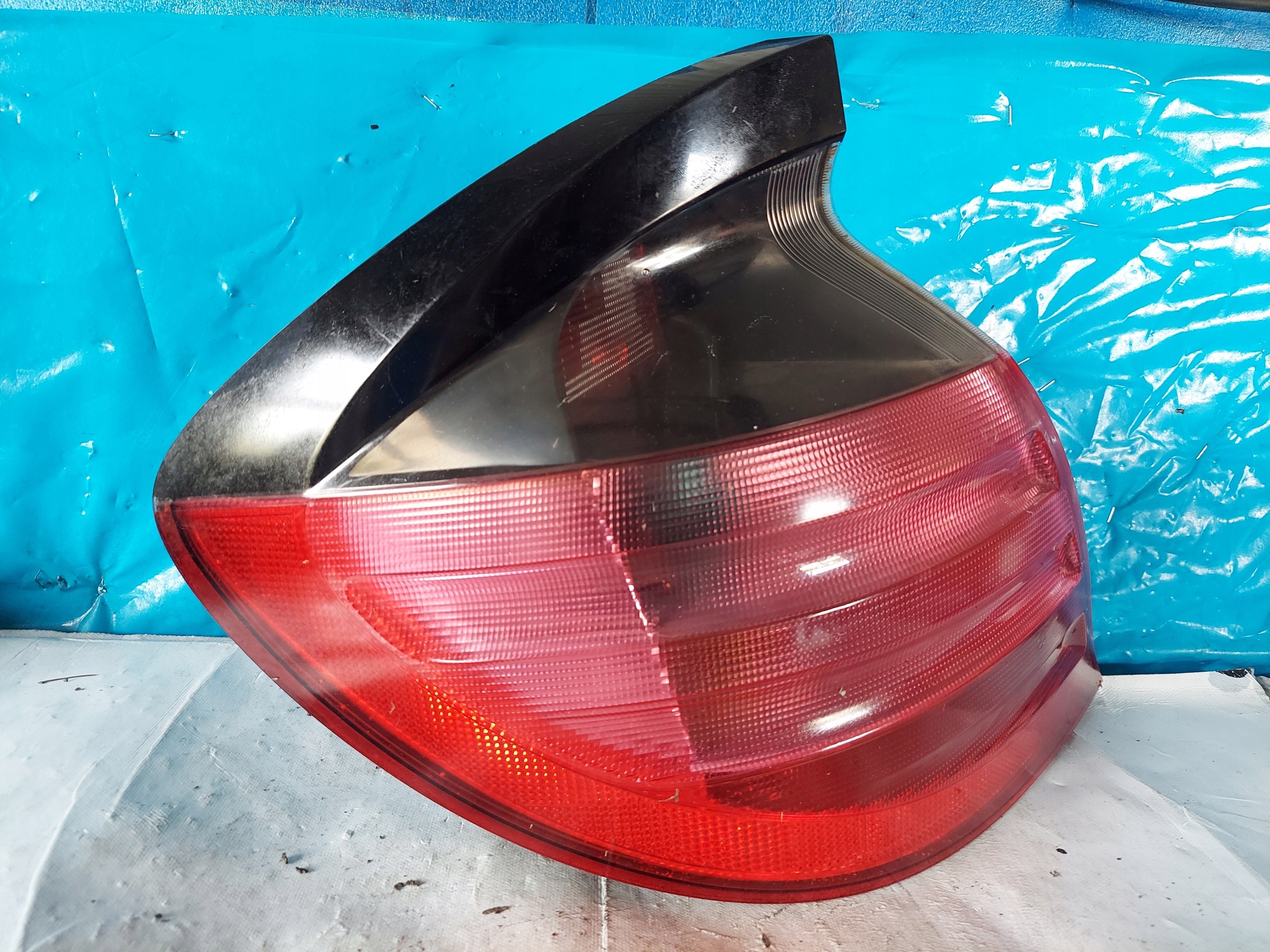 light MERCEDES W203 COUPE A2038200564 left rear part
