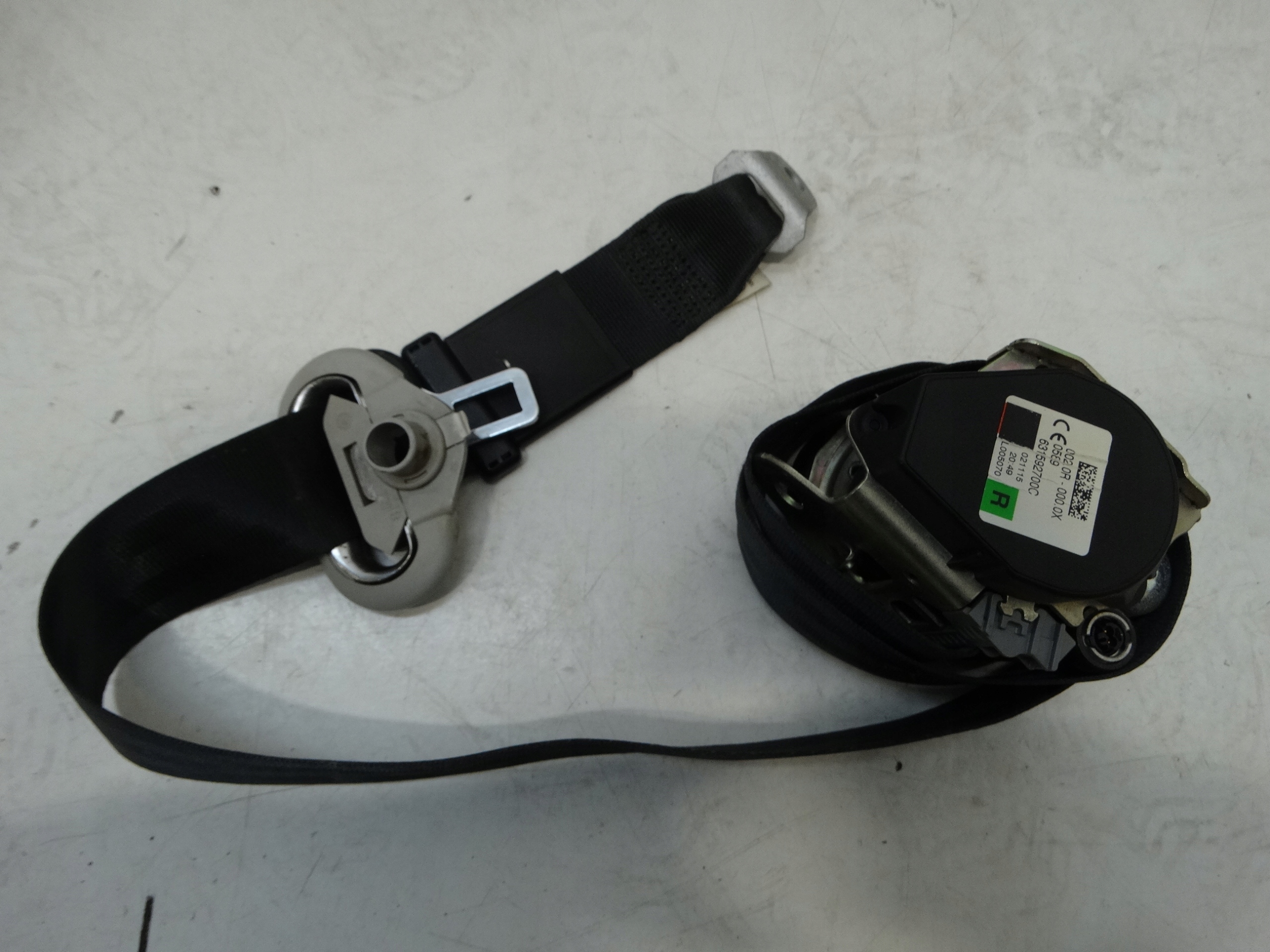 dashboard instrument panel console airbag tension belts VW CADDY III 2K5 15-20R. 2K5858077