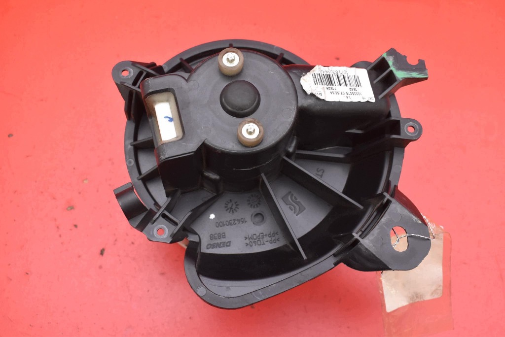 DMUCHAWA Lüfter des lüfters EU 13335075 OPEL CORSA E 14-20