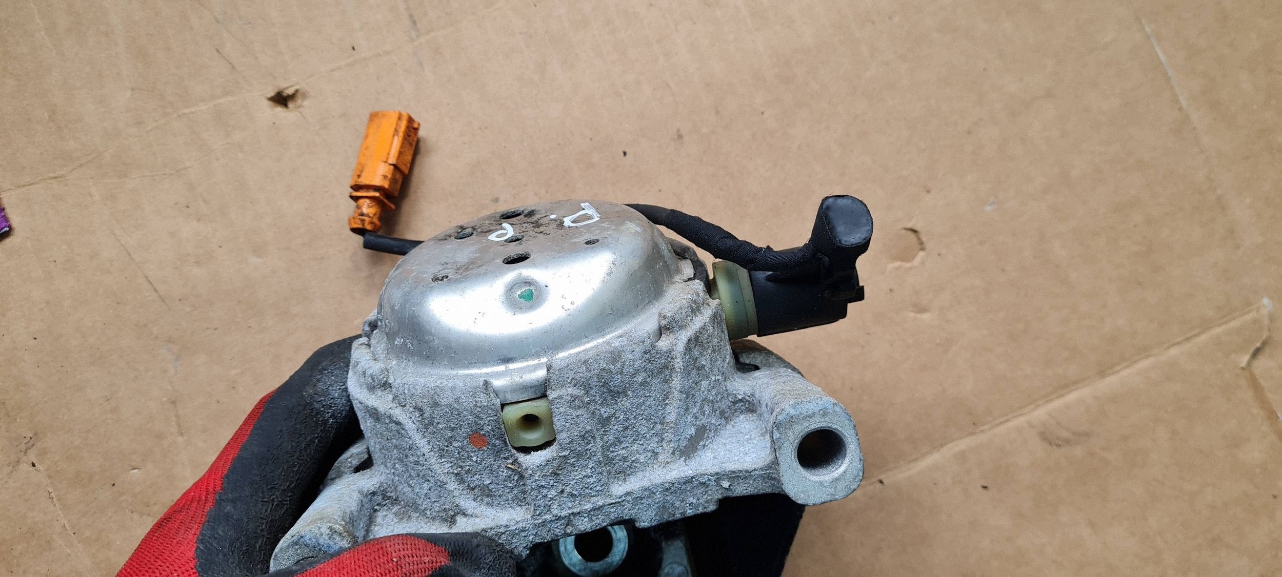 A6 C7 4G engine mount right front 3.0 TDI CDU 4G0199381LH A7 4G