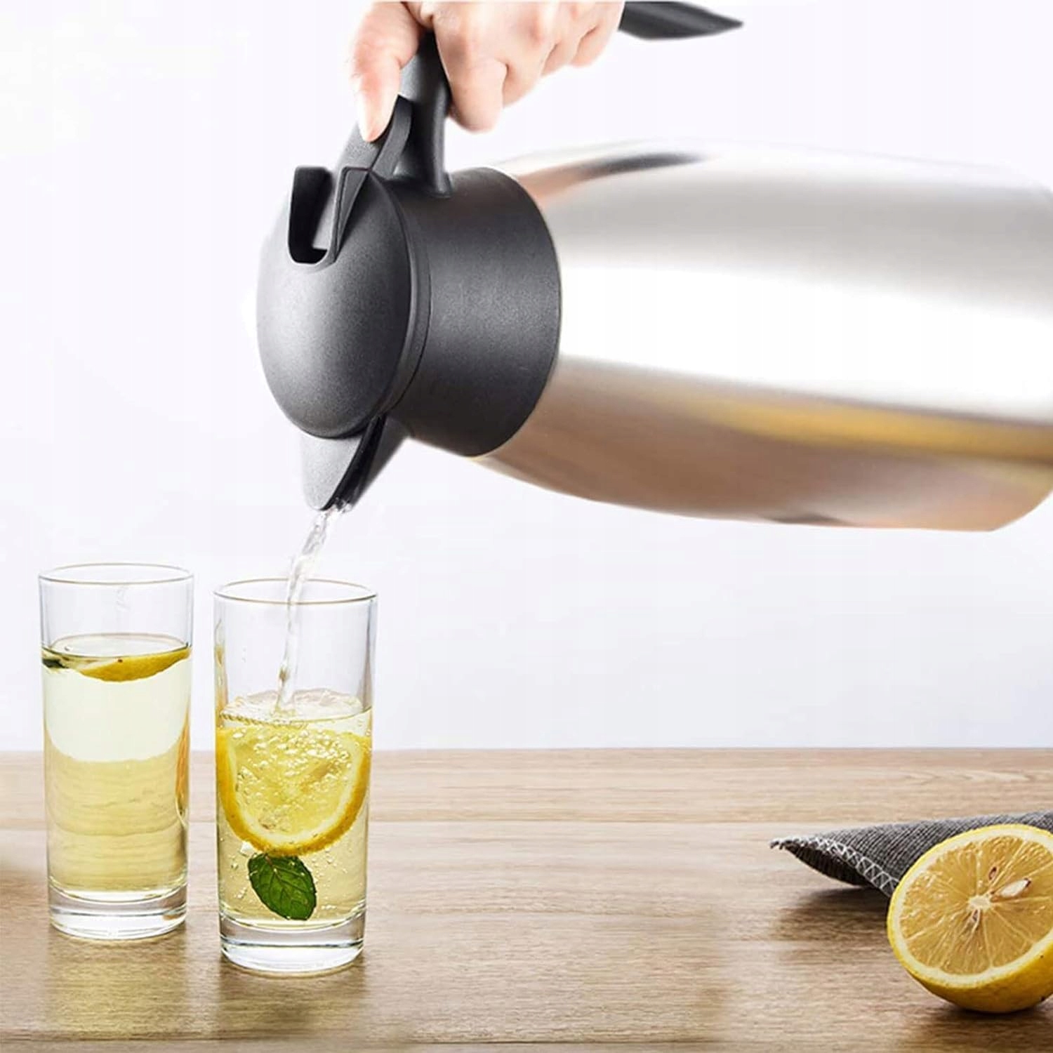 IZOLOWANA PRÓŻNIOWO KARAFKA ZE STALI NIERDZEWNEJ, TERMICZNA KARAFKA DO KAWY Pojemność 2 l