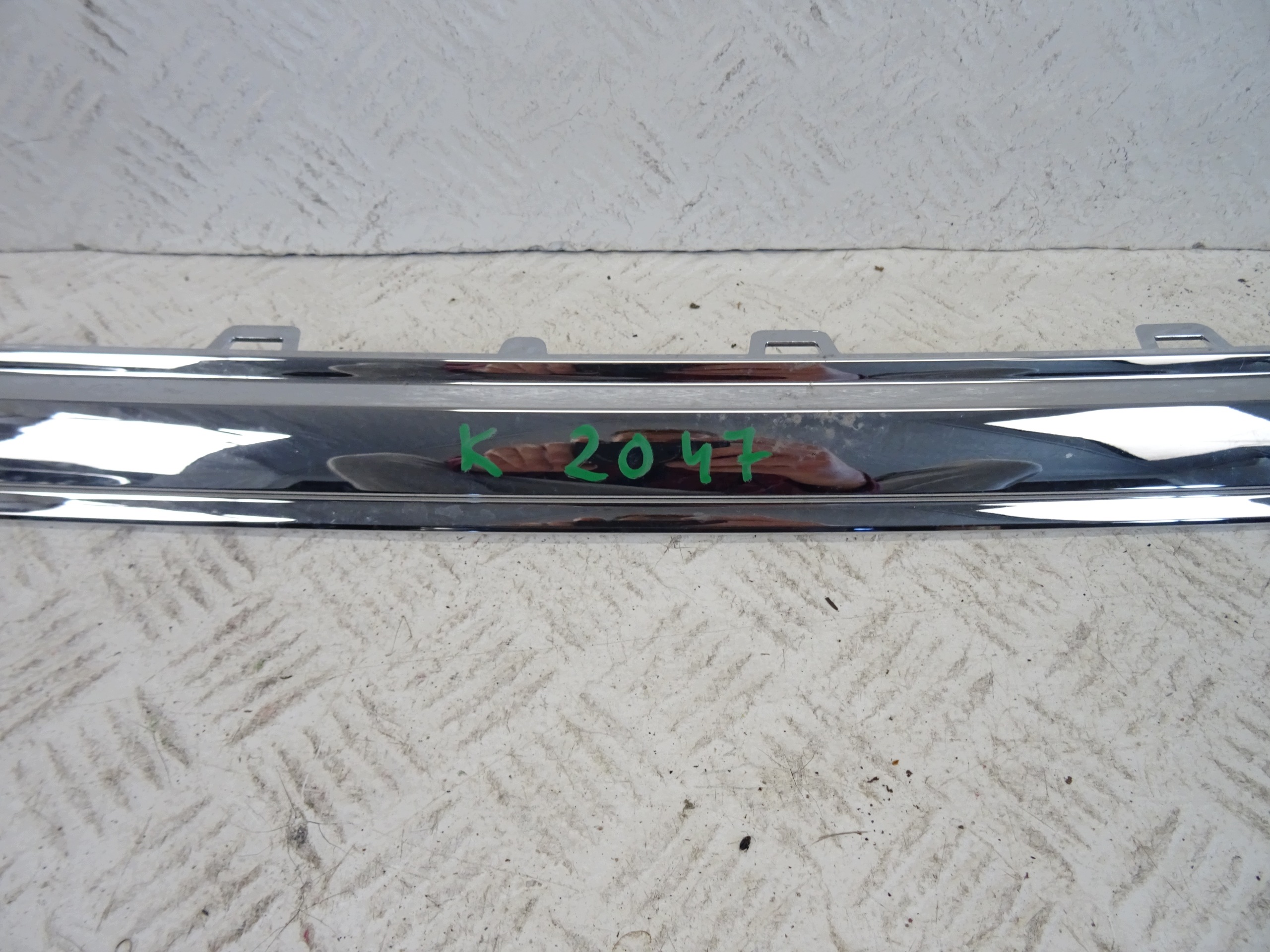 moulding CHROM GRILLA front VW CRAFTER II 7C0853767