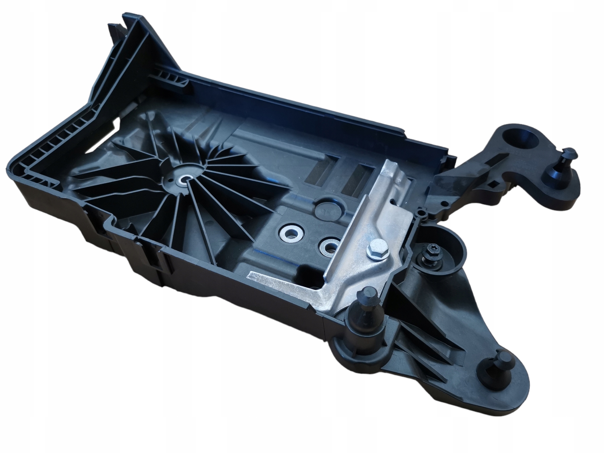 GD GOLF VIII PODSTAWA AKUMULATORA 5WA915331C 5WA915331E Numer katalogowy części 5WA915331C