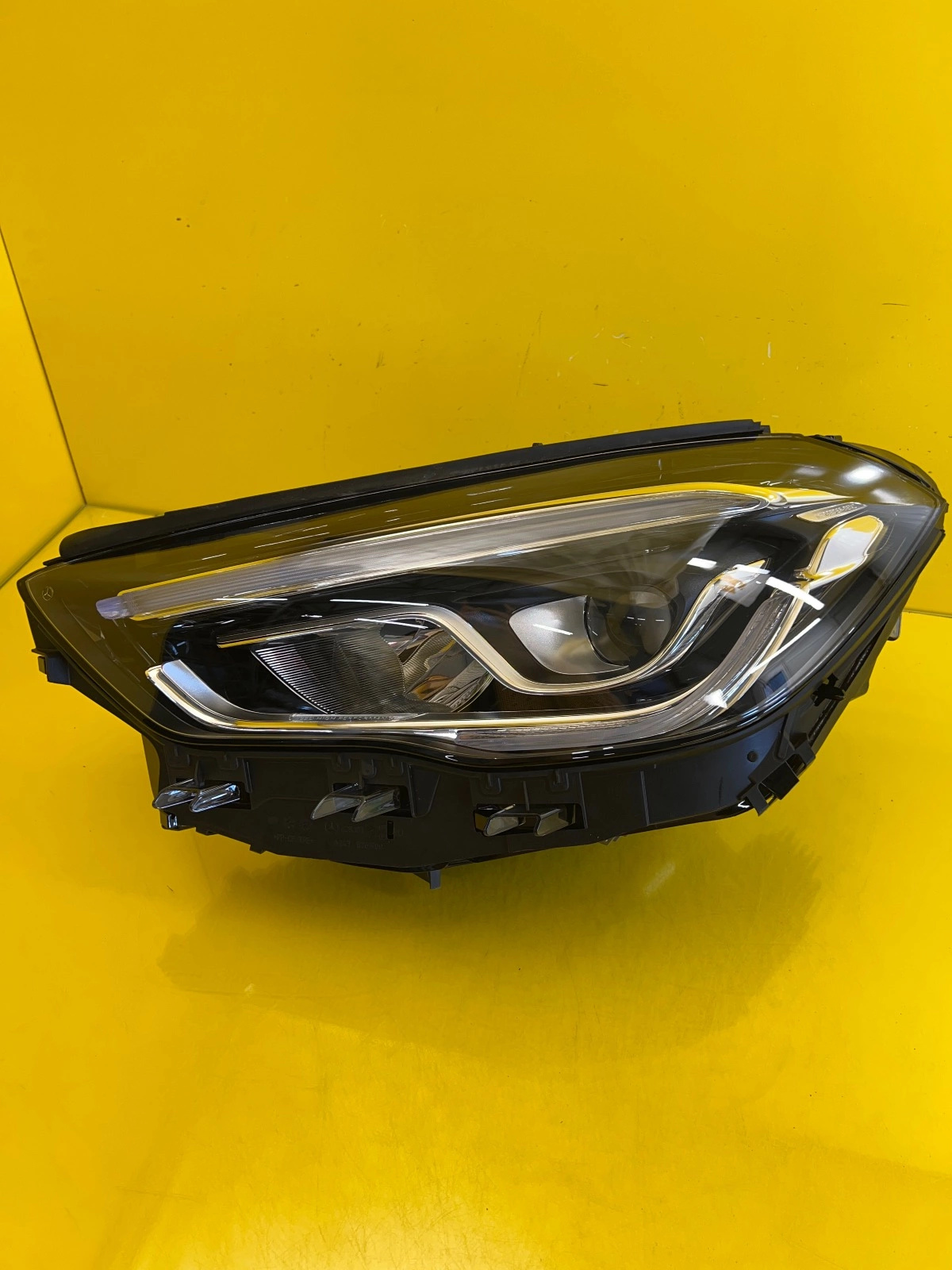 light left Mercedes GLA W247 Full Led A2479063505