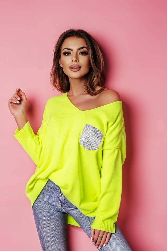 Velký svetr s kapsičkou zirkony plus oversize Nobis žlutý neon