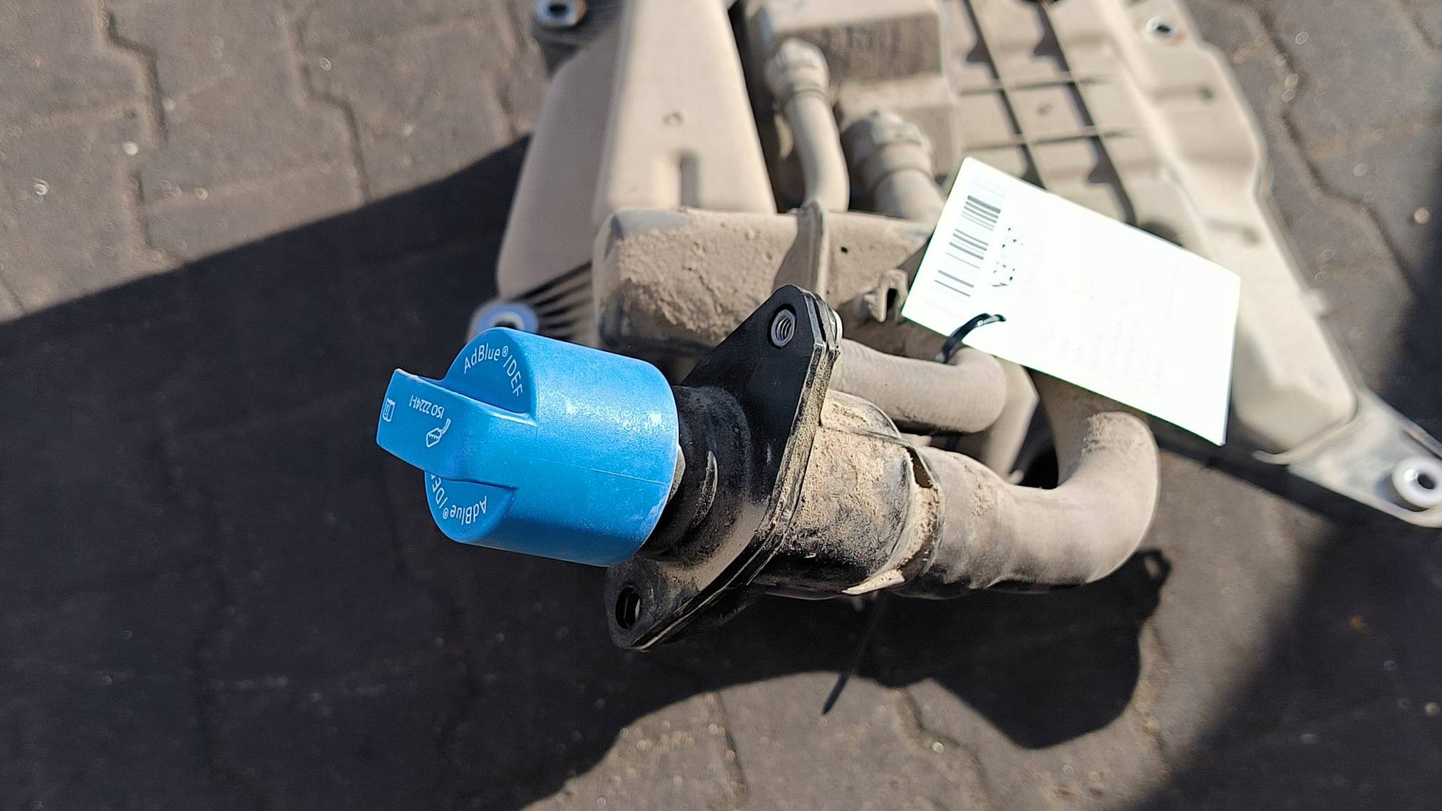 réservoir ADBLUE 8W0131878BK AUDI A4 B9