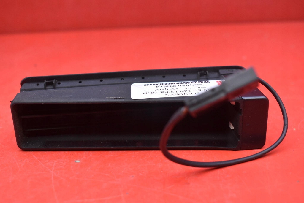 grid air conditioning devices left rear part 4D0819703B AUDI A8 D2 94-99
