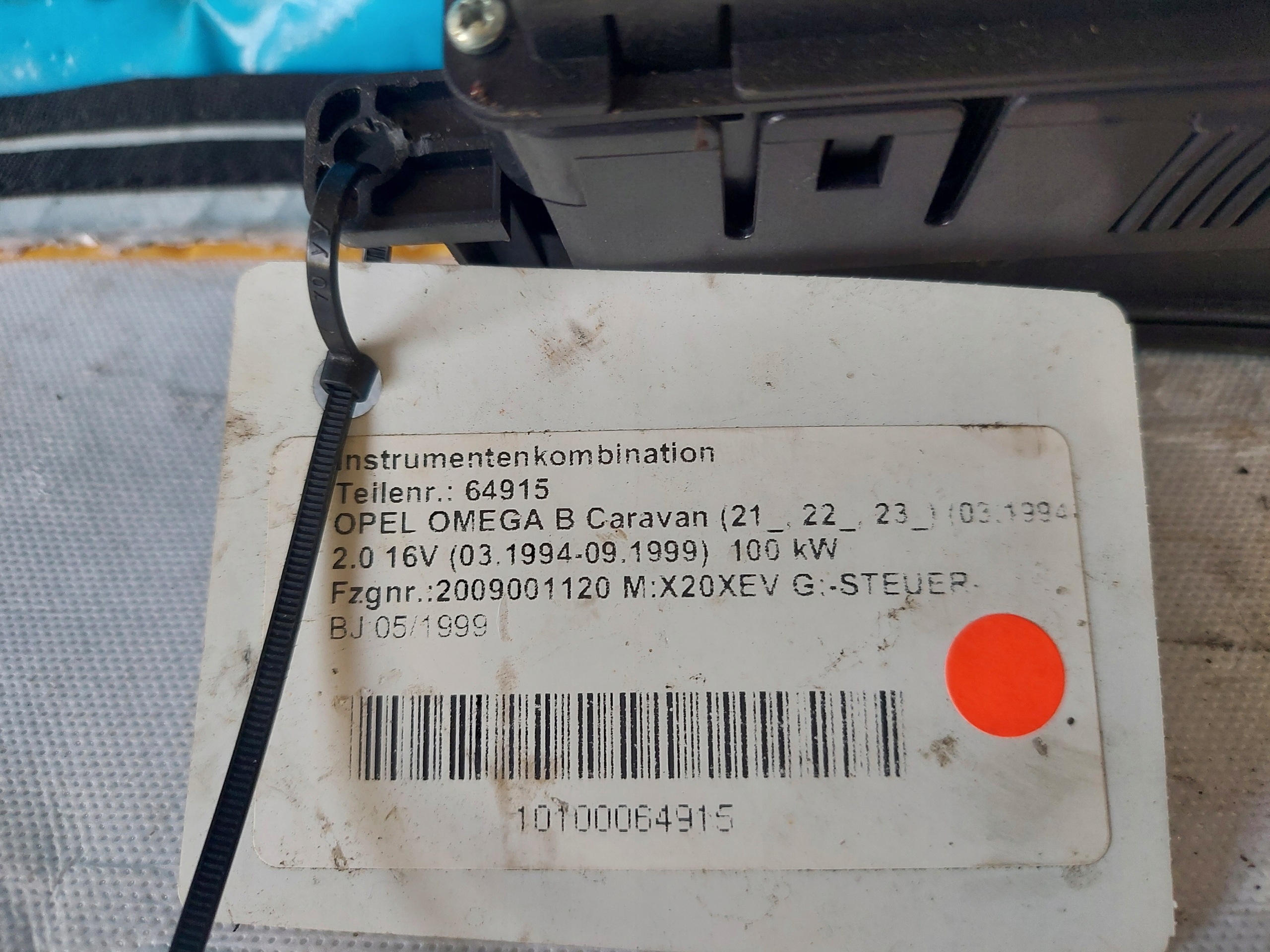 budíky hodiny OMEGA B 2.0 16V 90564481PA