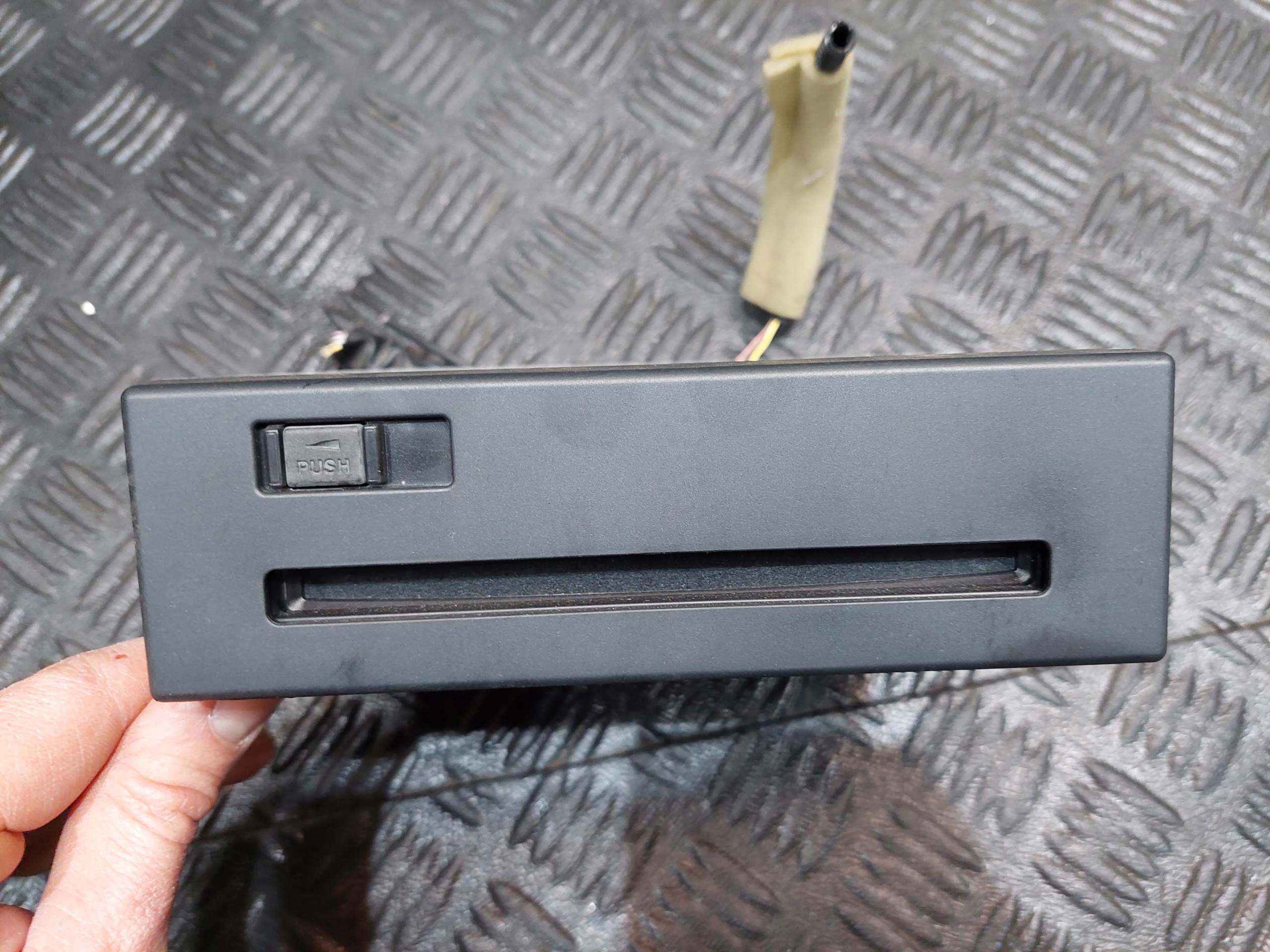 player navigation devices 86841-48060 LEXUS RX II RX400