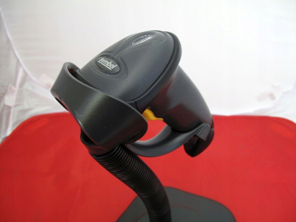 CZYTNIK SKANER KODÓW KRESKOWYCH MOTOROLA SYMBOL LS2208 USB + PODSTAWKA FV Producent Zebra