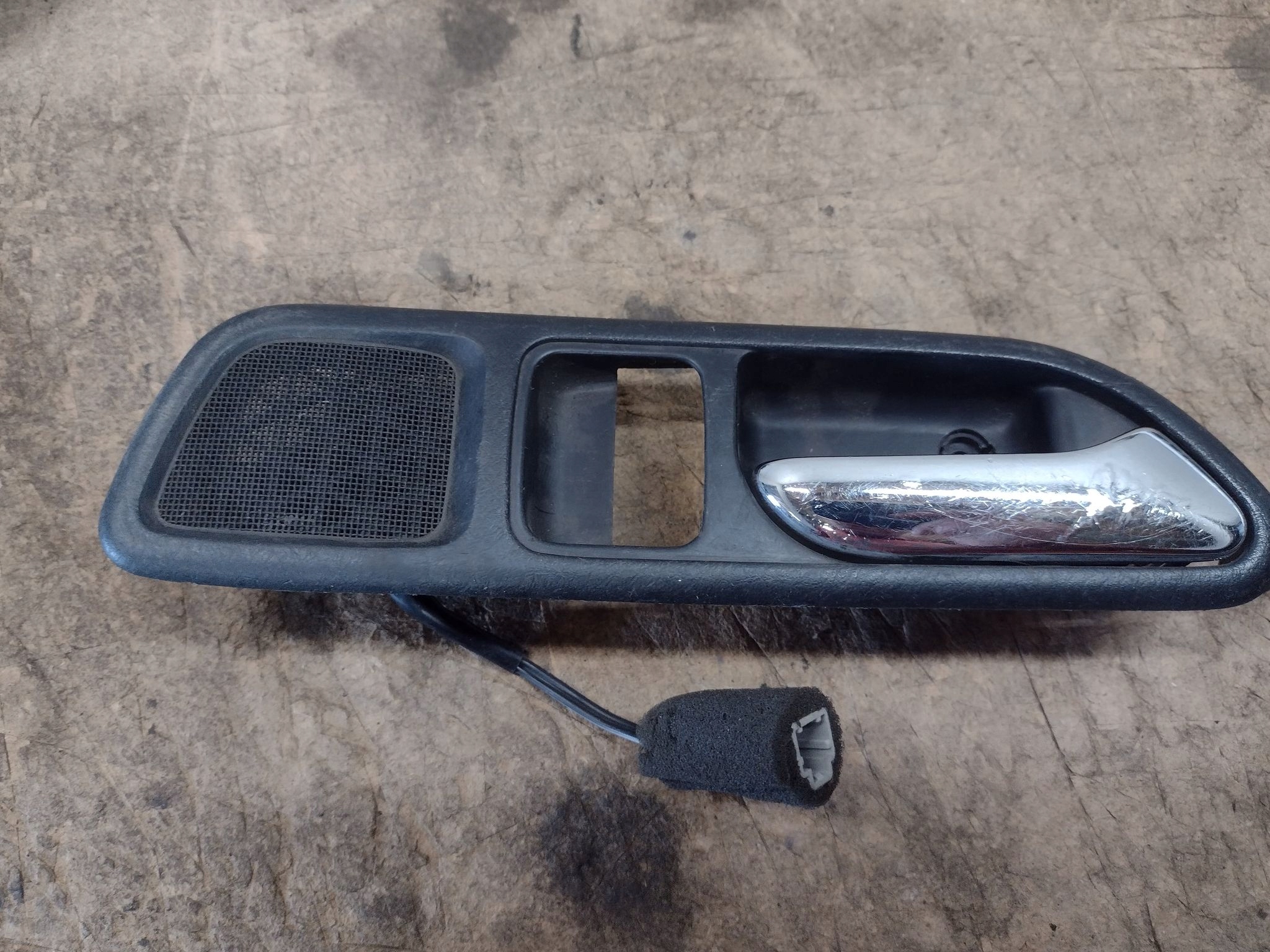 Внутрішня ручка правої Honda Prelude V 1997-2001