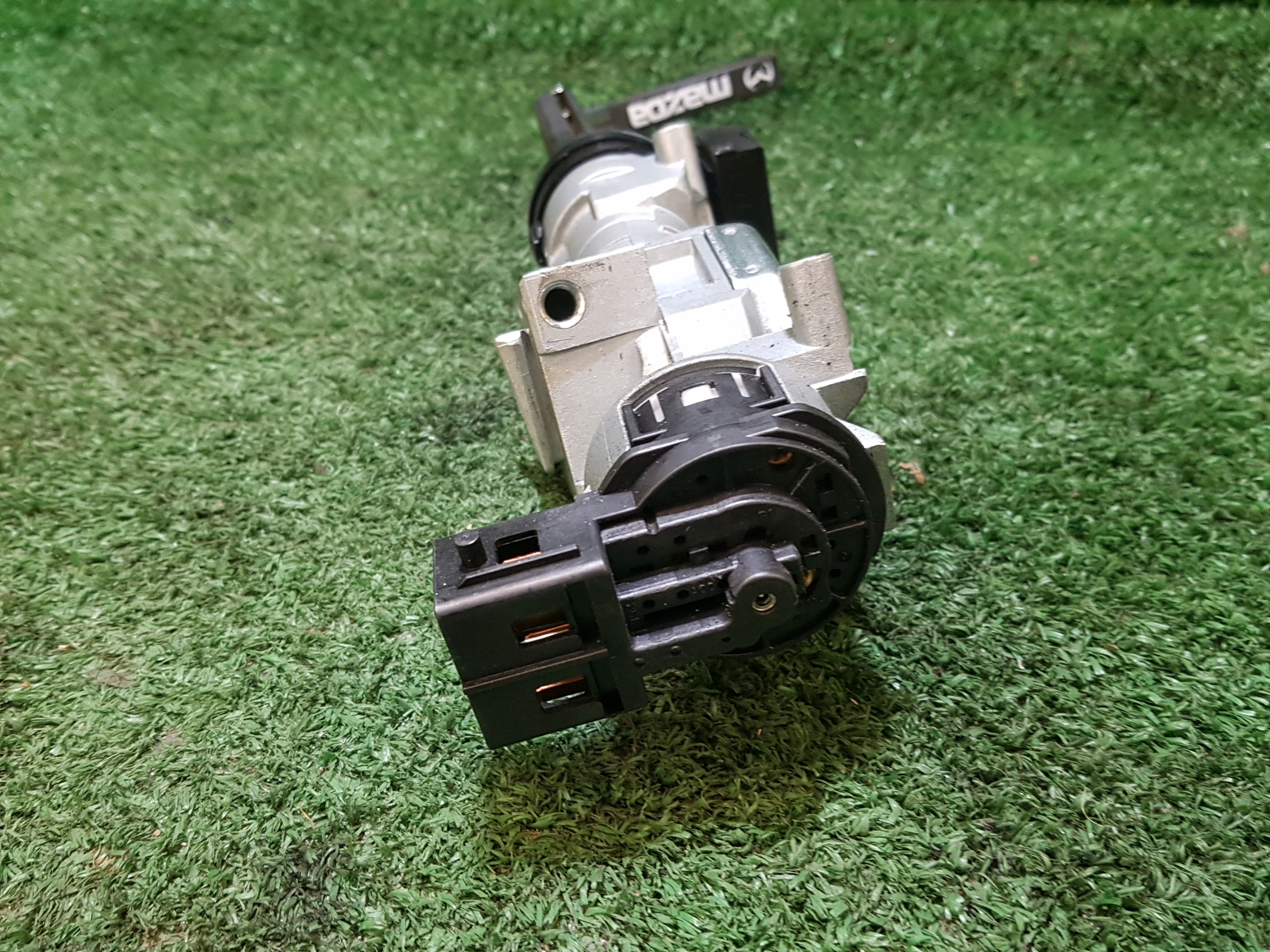 ignition Z KLUCZYKIEM MAZDA 3 II 3M51-3F880-AD
