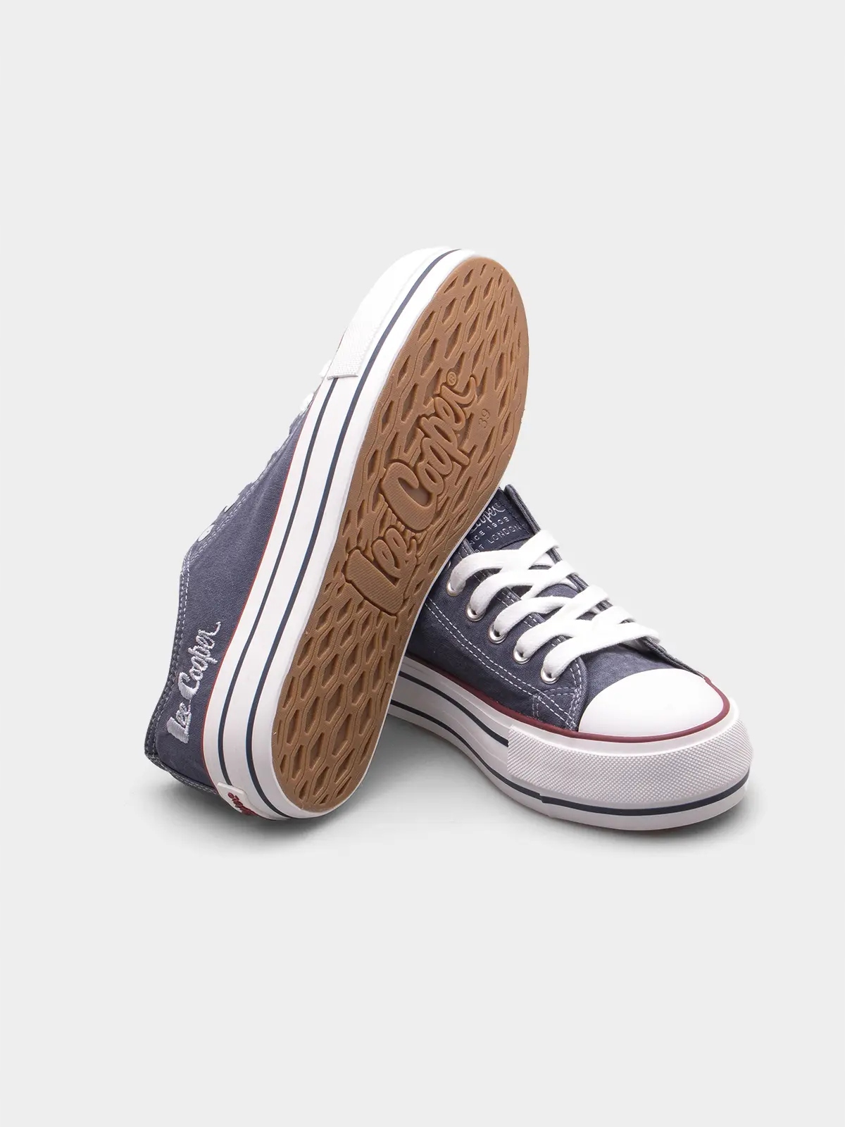 TRAMPKI DAMSKIE LEE COOPER BUTY SPORTOWE TENISÓWKI WIOSENNE LCW-24-31-2220L Zapięcie sznurowane