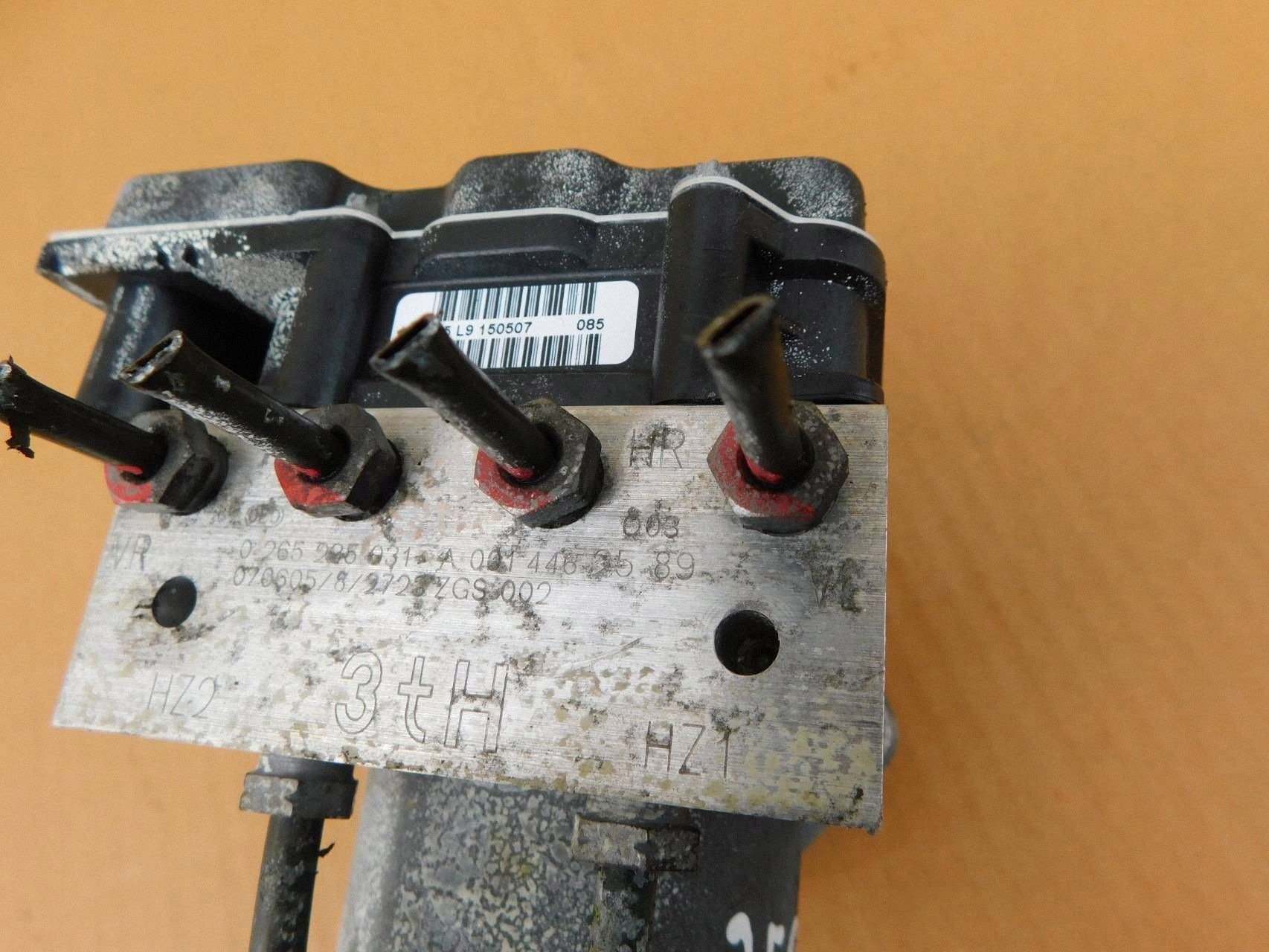 pump ABS control unit Mercedes Sprinter W906 Crafter A0014462589 0265950481
