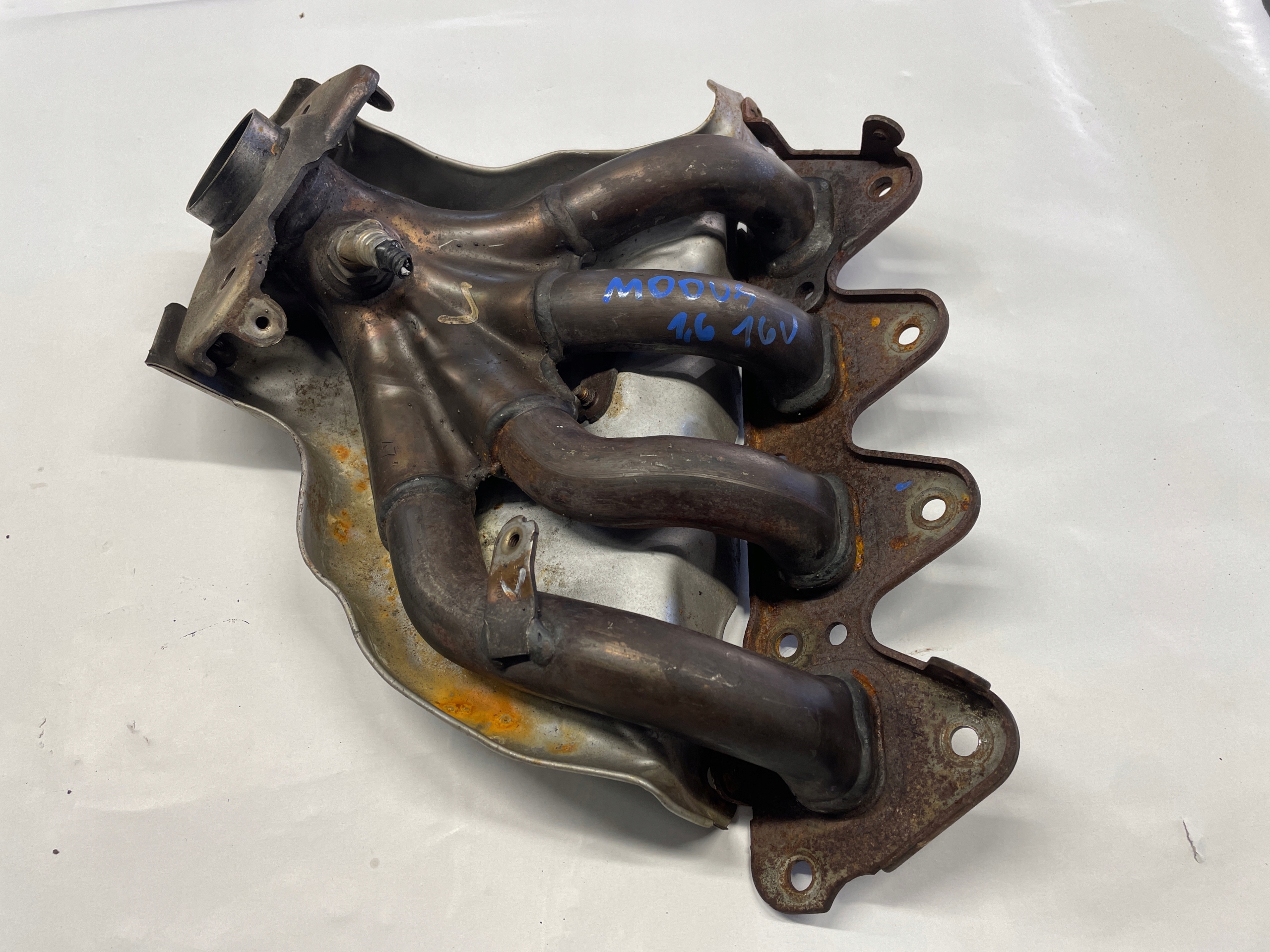 RENAULT MODUS 1.6 16V exhaust manifold