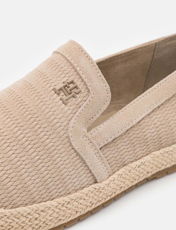 Tommy Hilfiger Espadryle męskie Classic Suede FM0FM04984 Beżowy rozmiar 44 Długość wkładki 28.6 cm