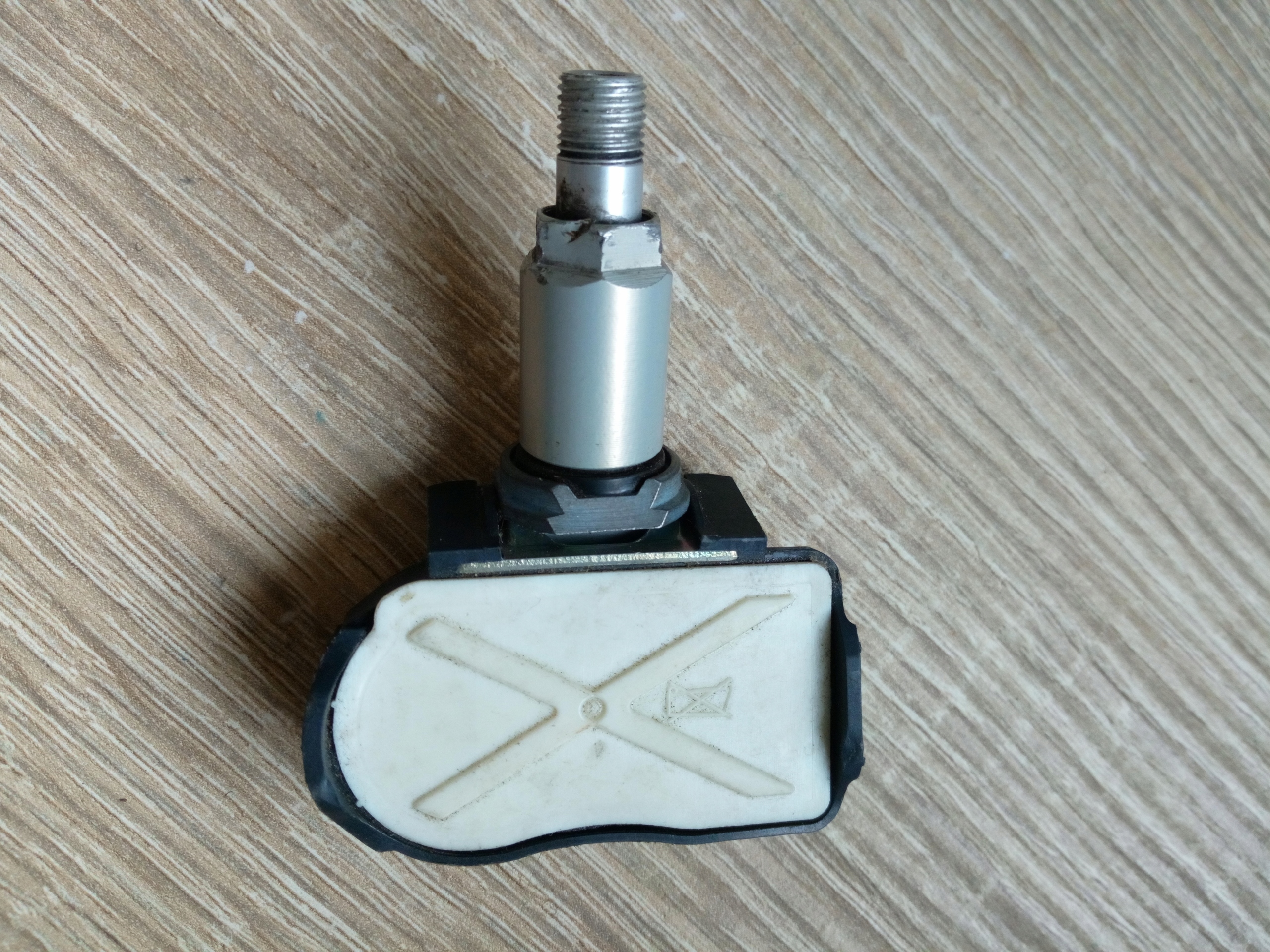 ДАТЧИК ДАВЛЕНИЯ В КОЛЕСАХ TPMS BMW ORIG.*