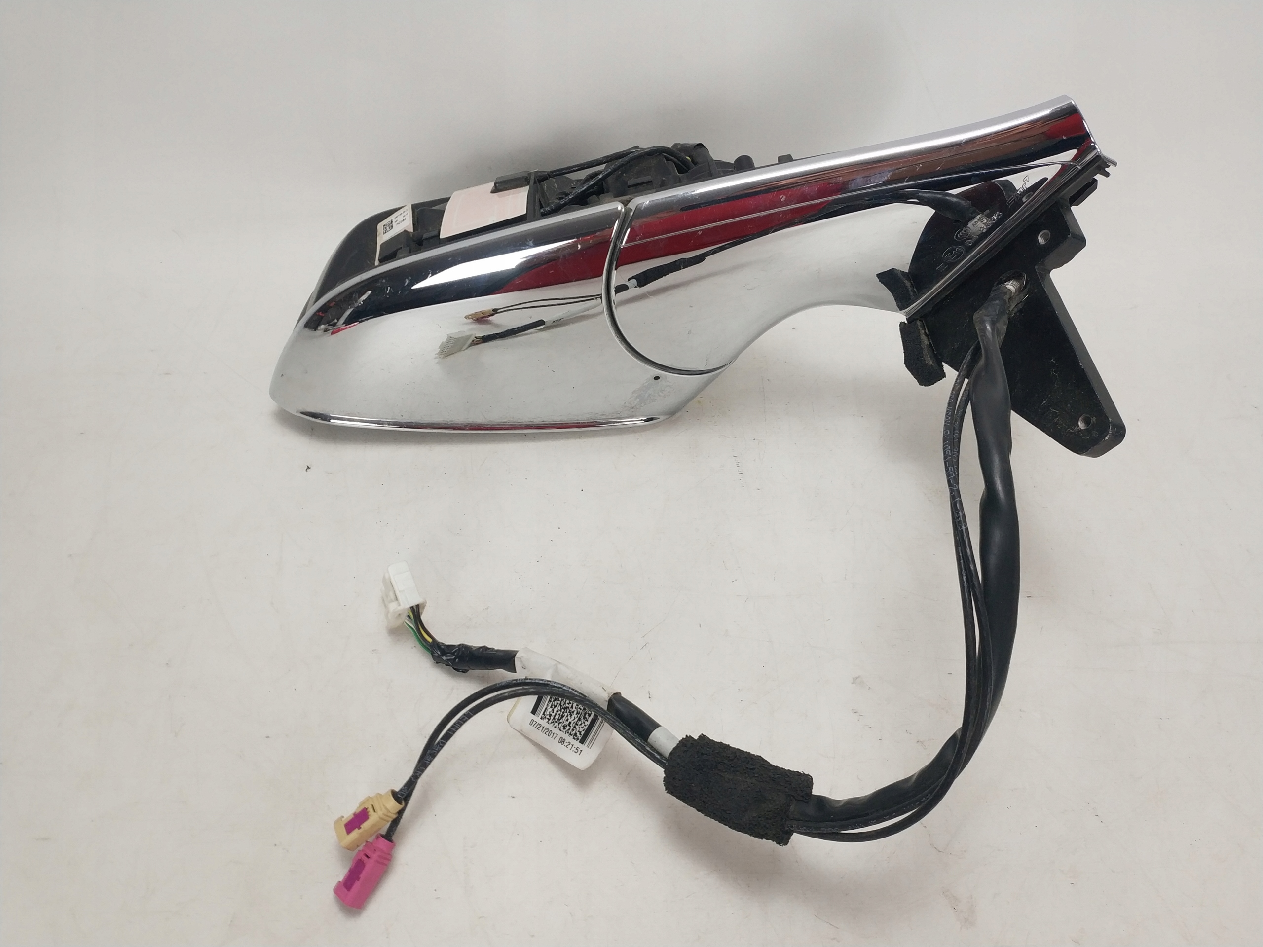 TESLA MODEL X lusterko prawe 13-PIN Producent części Tesla