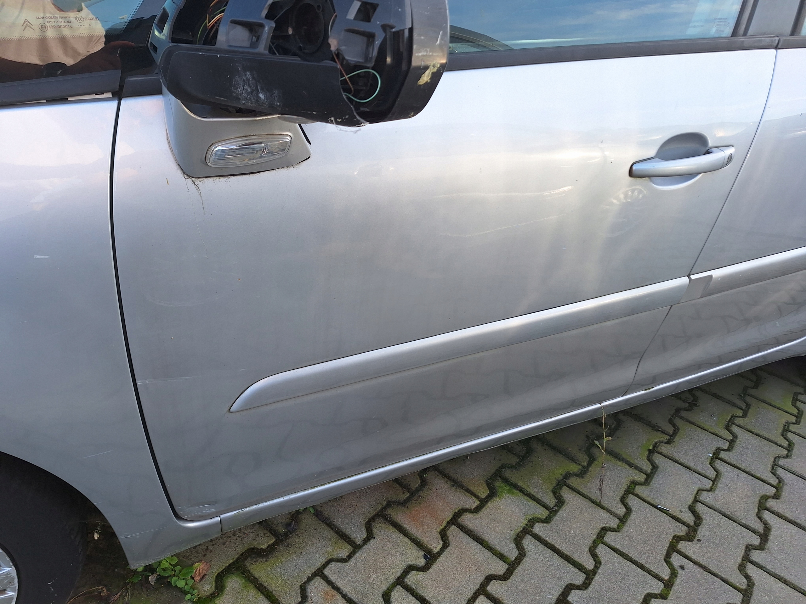 CITROEN C4 PICASSO 1 and UA door front left front EZRC
